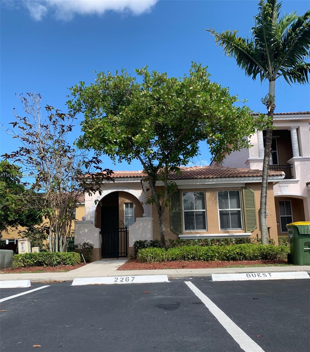 2267 NE 42nd Cir #2267