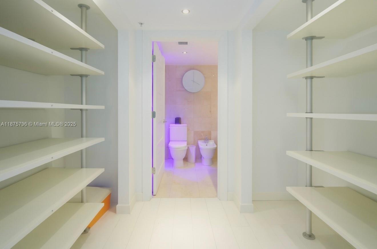 image The Floridian Condo9