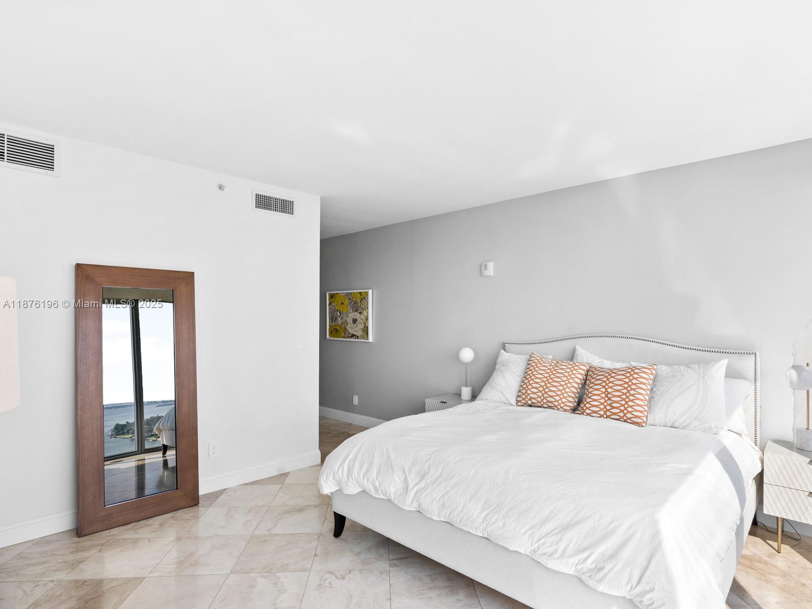 image Blue Condo15