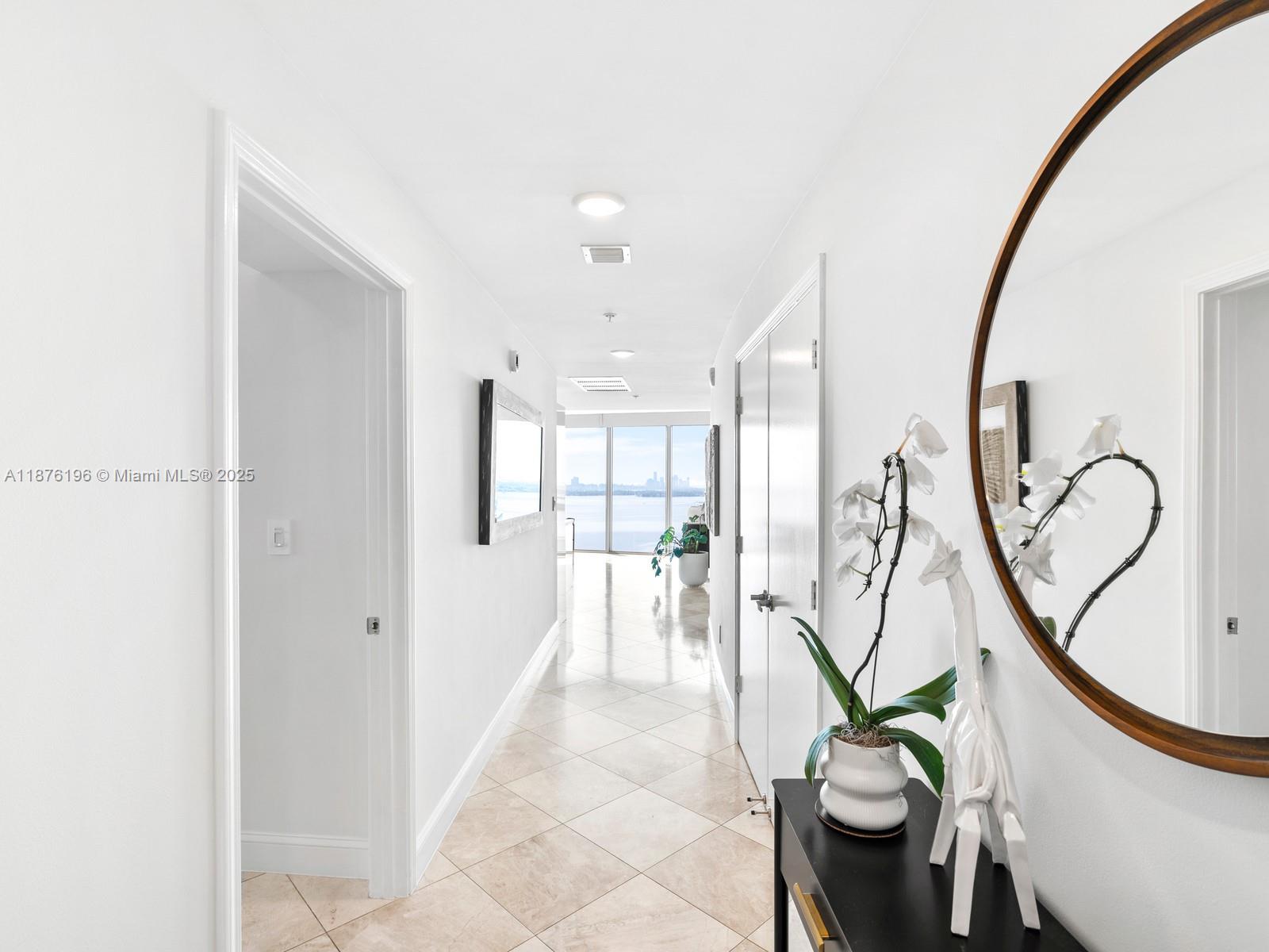 image Blue Condo19