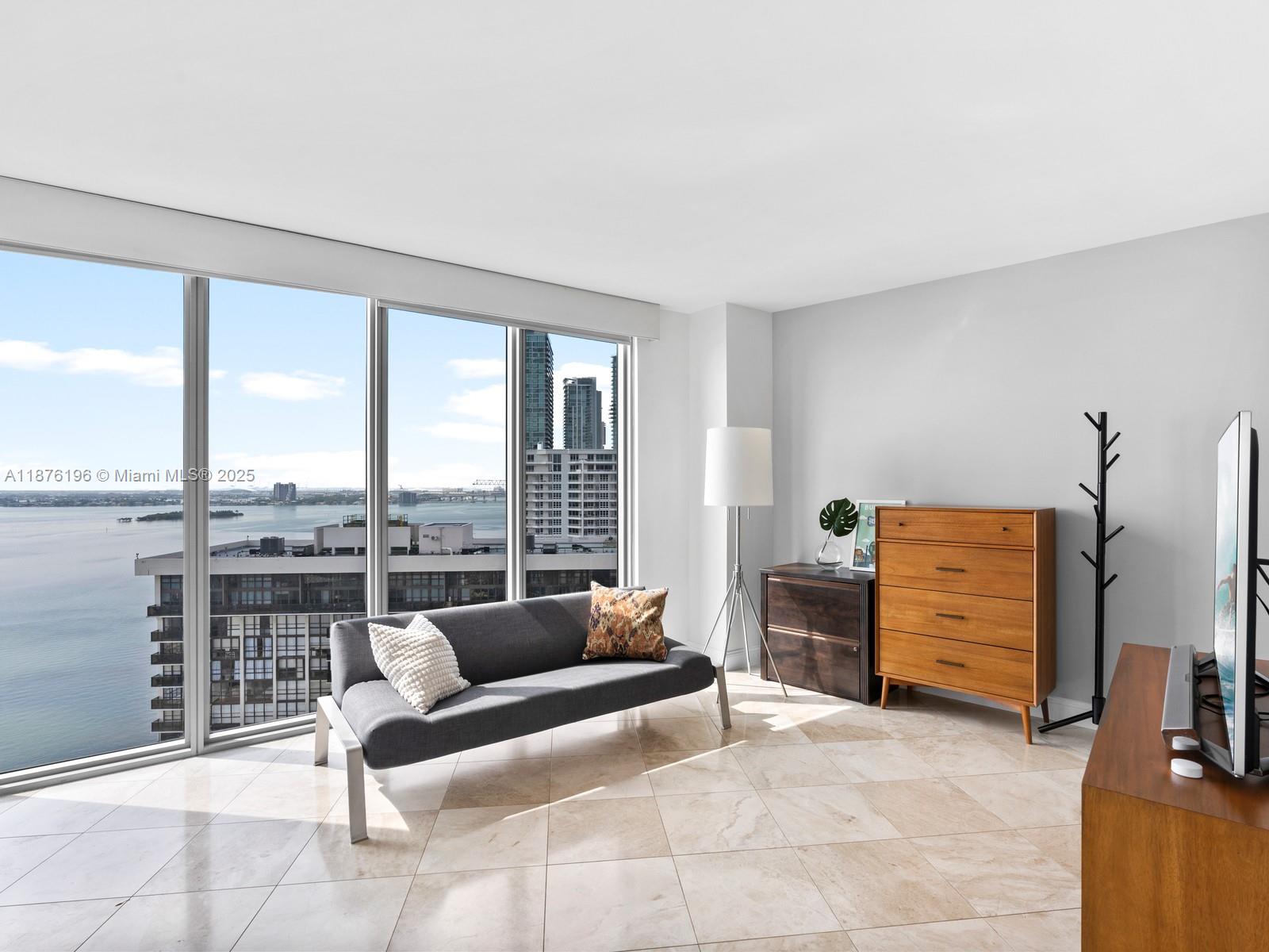 image Blue Condo22