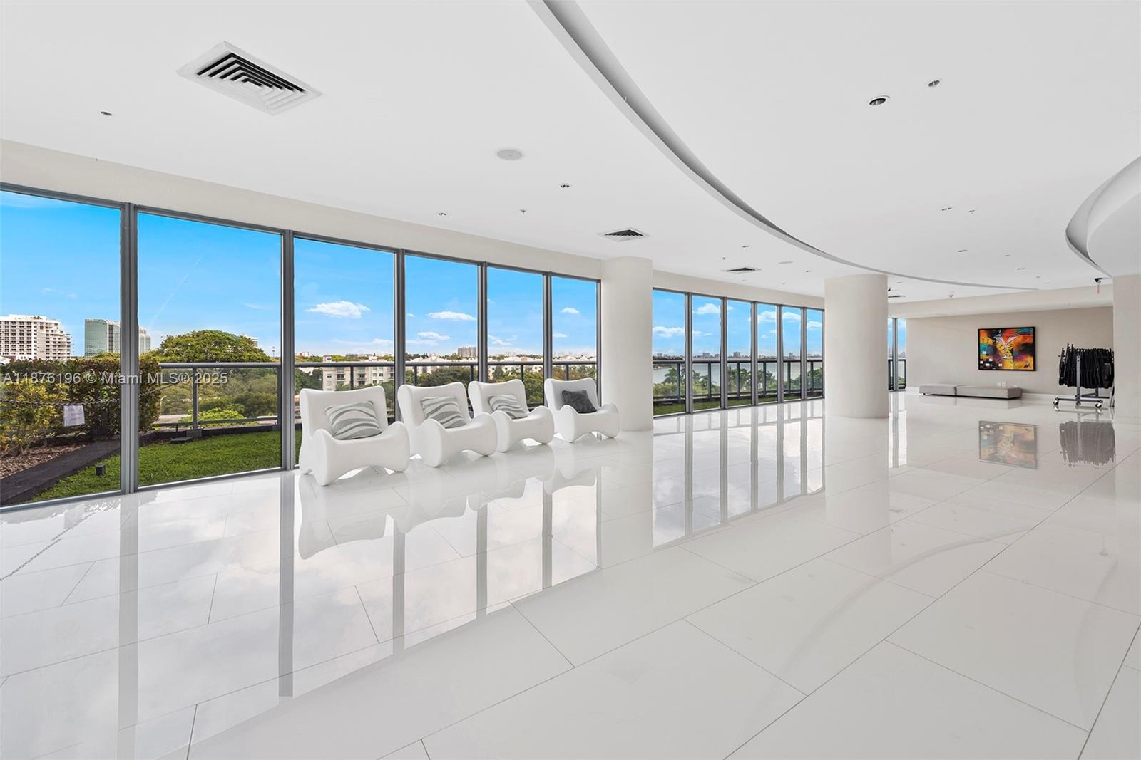 image Blue Condo40