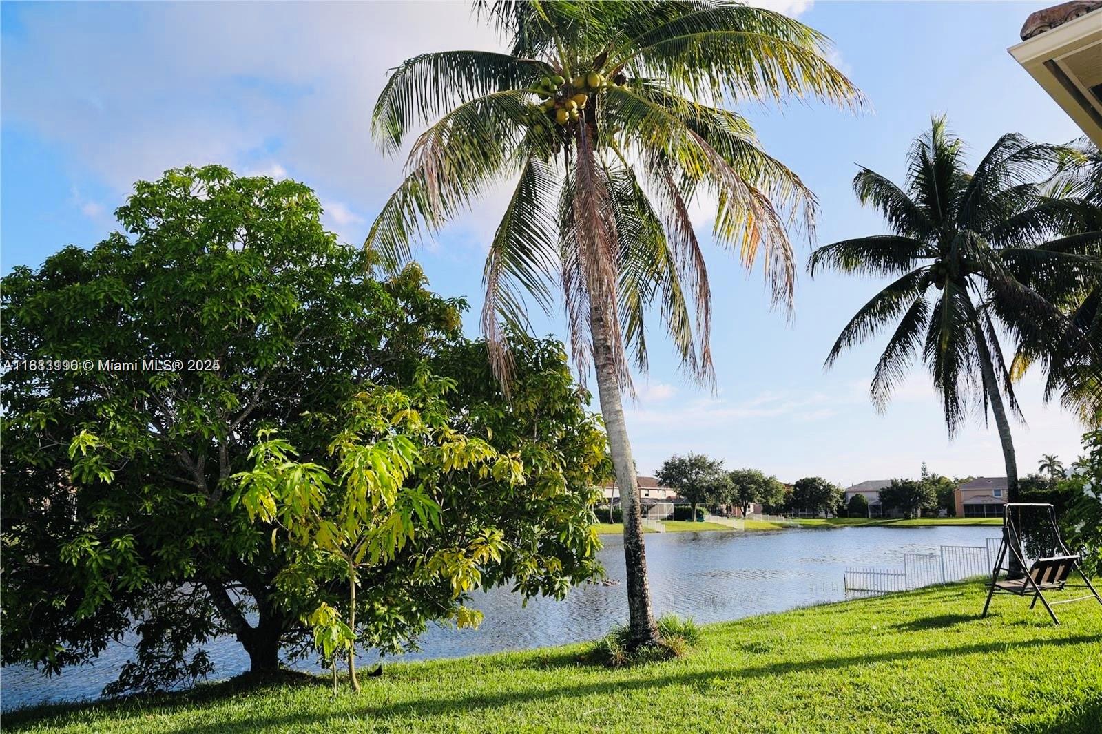 13742 NW 11th Ct Pembroke Pines, FL 33028