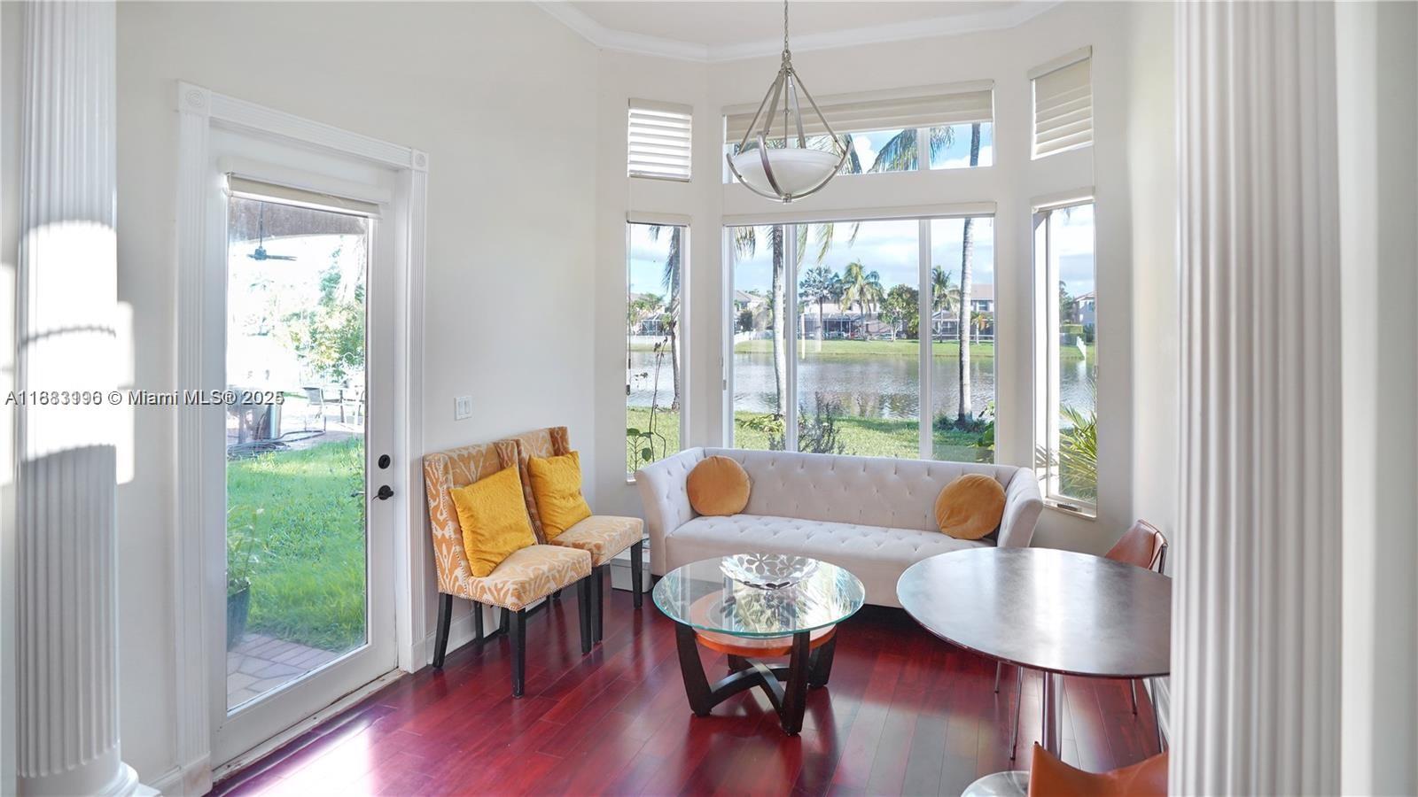 13742 NW 11th Ct Pembroke Pines, FL 33028