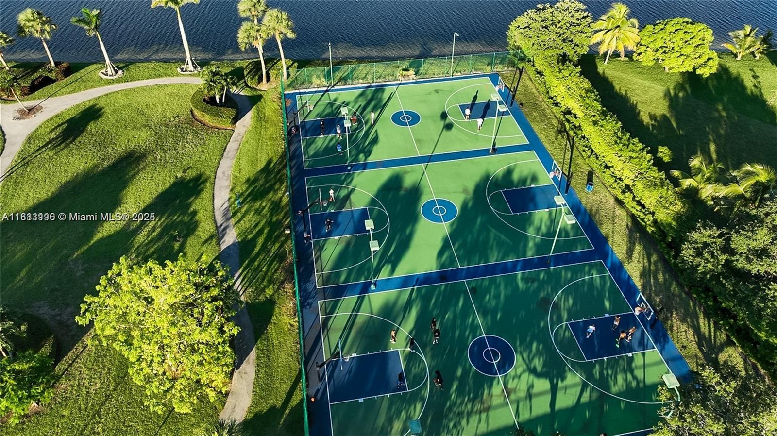 13742 NW 11th Ct Pembroke Pines, FL 33028