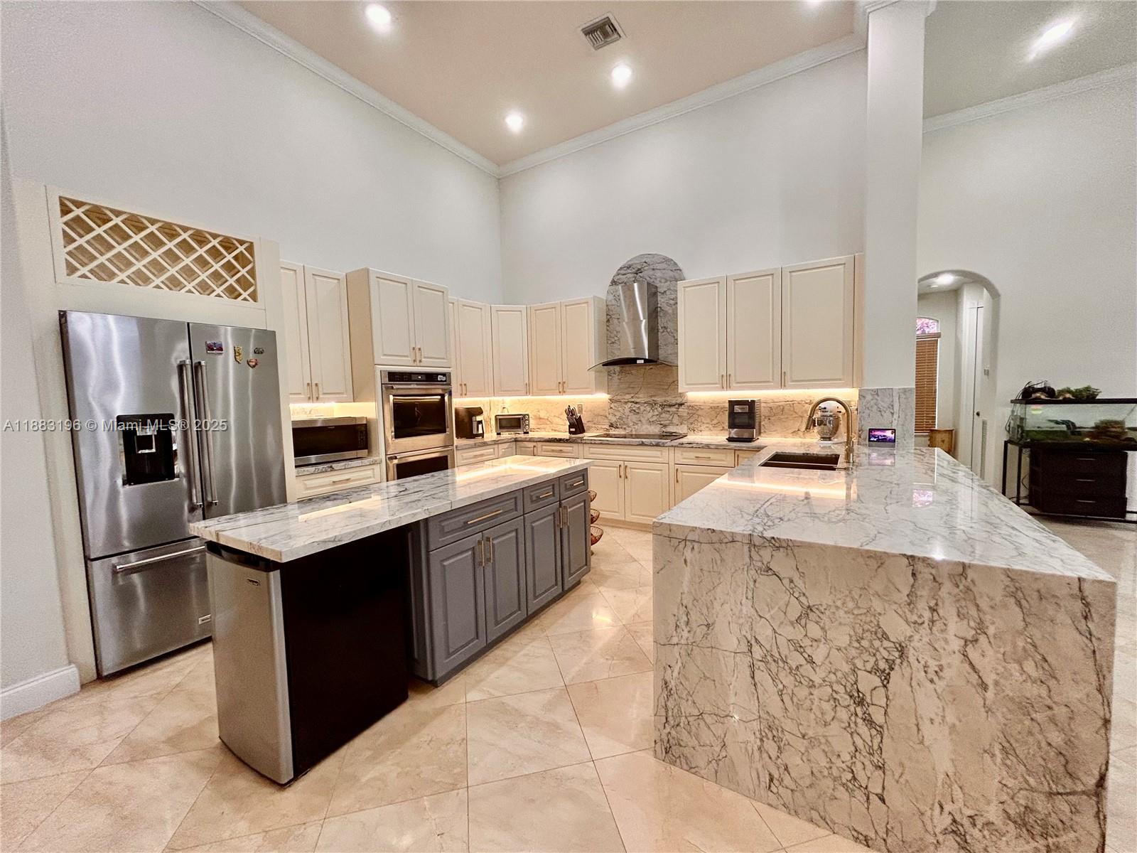 13742 NW 11th Ct Pembroke Pines, FL 33028