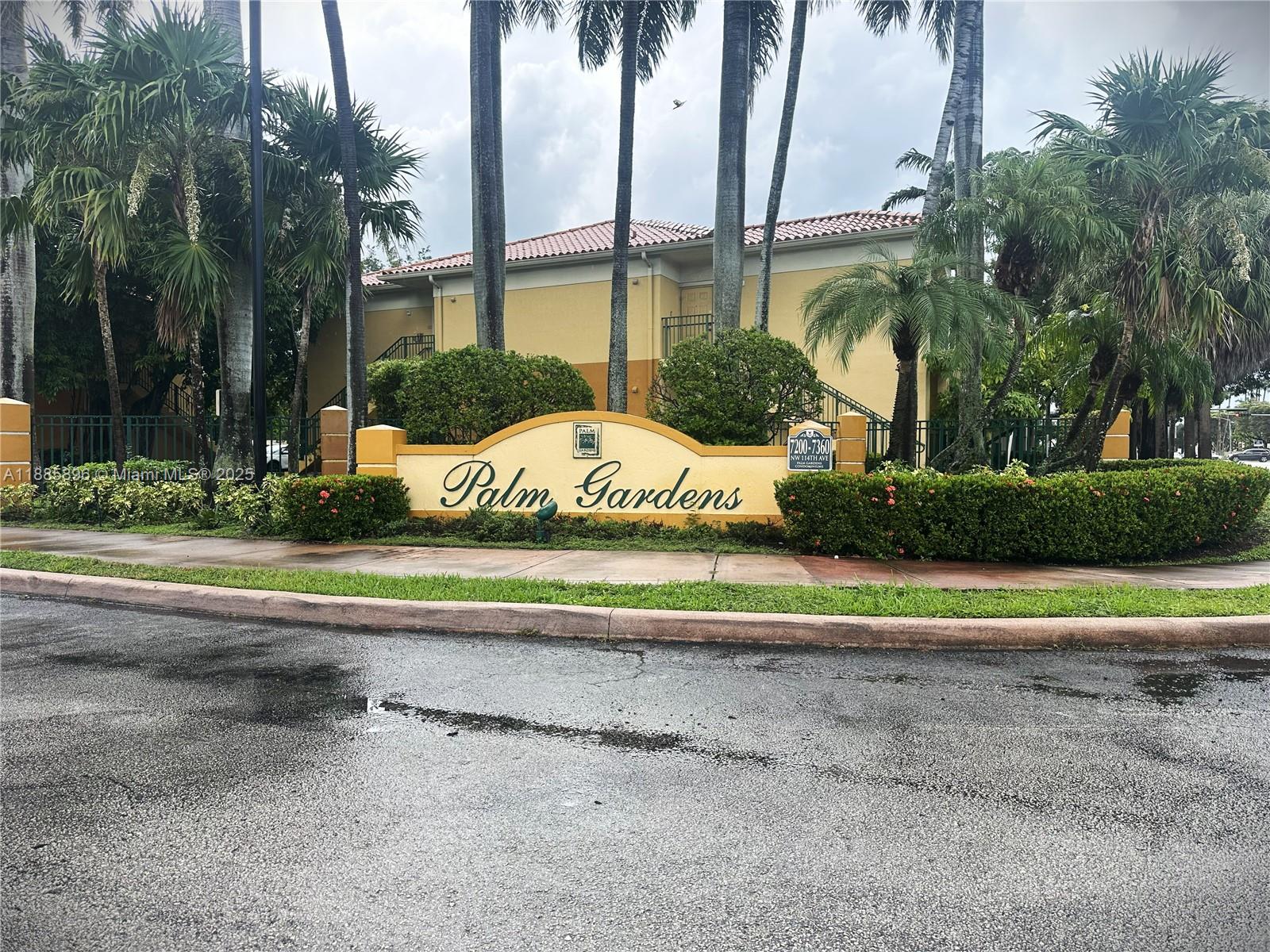 7280 NW 114th Ave #208-8