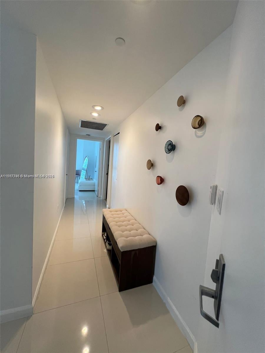 image Icon Brickell Condo No 119