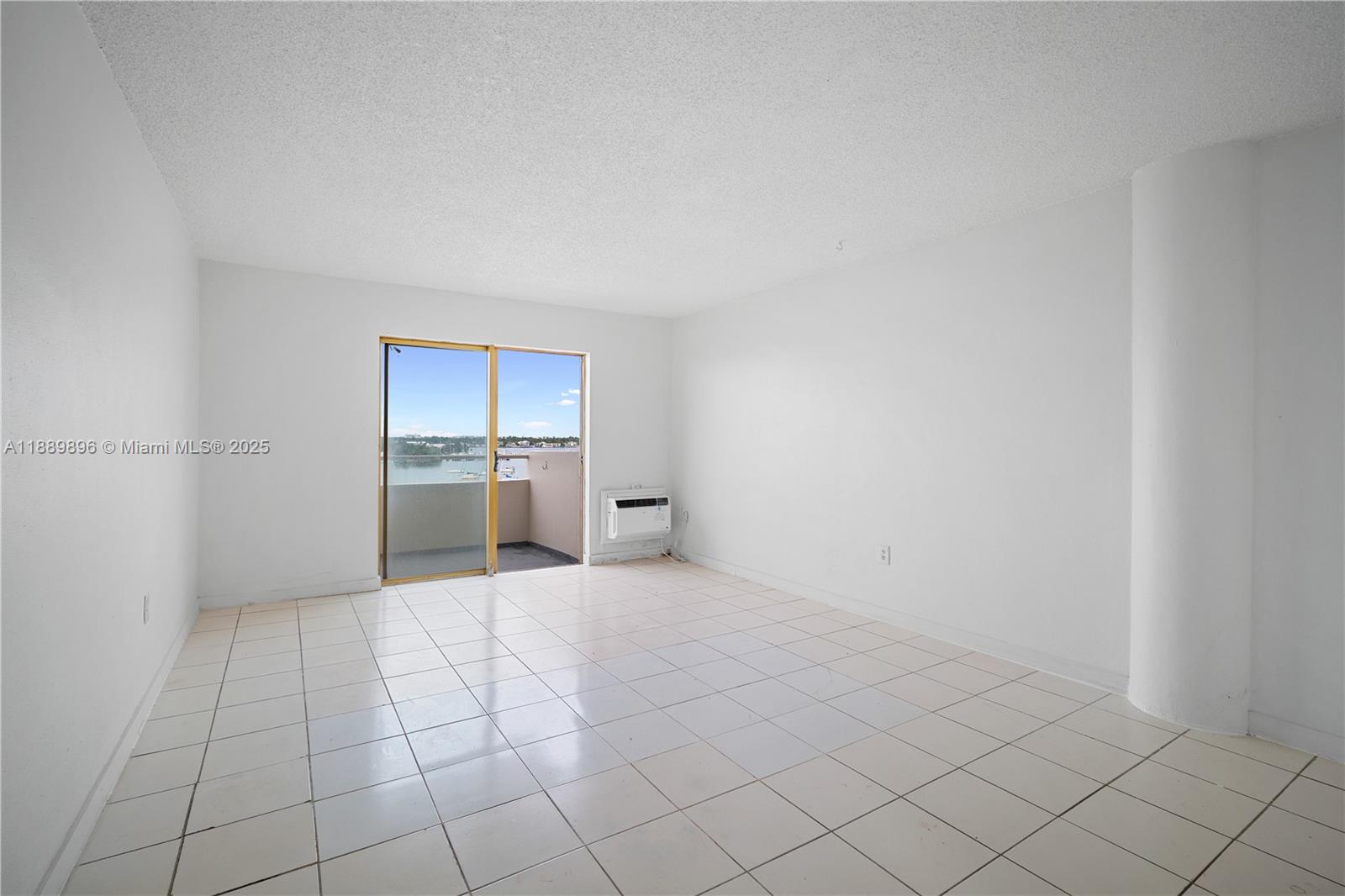 7904 West Dr #605