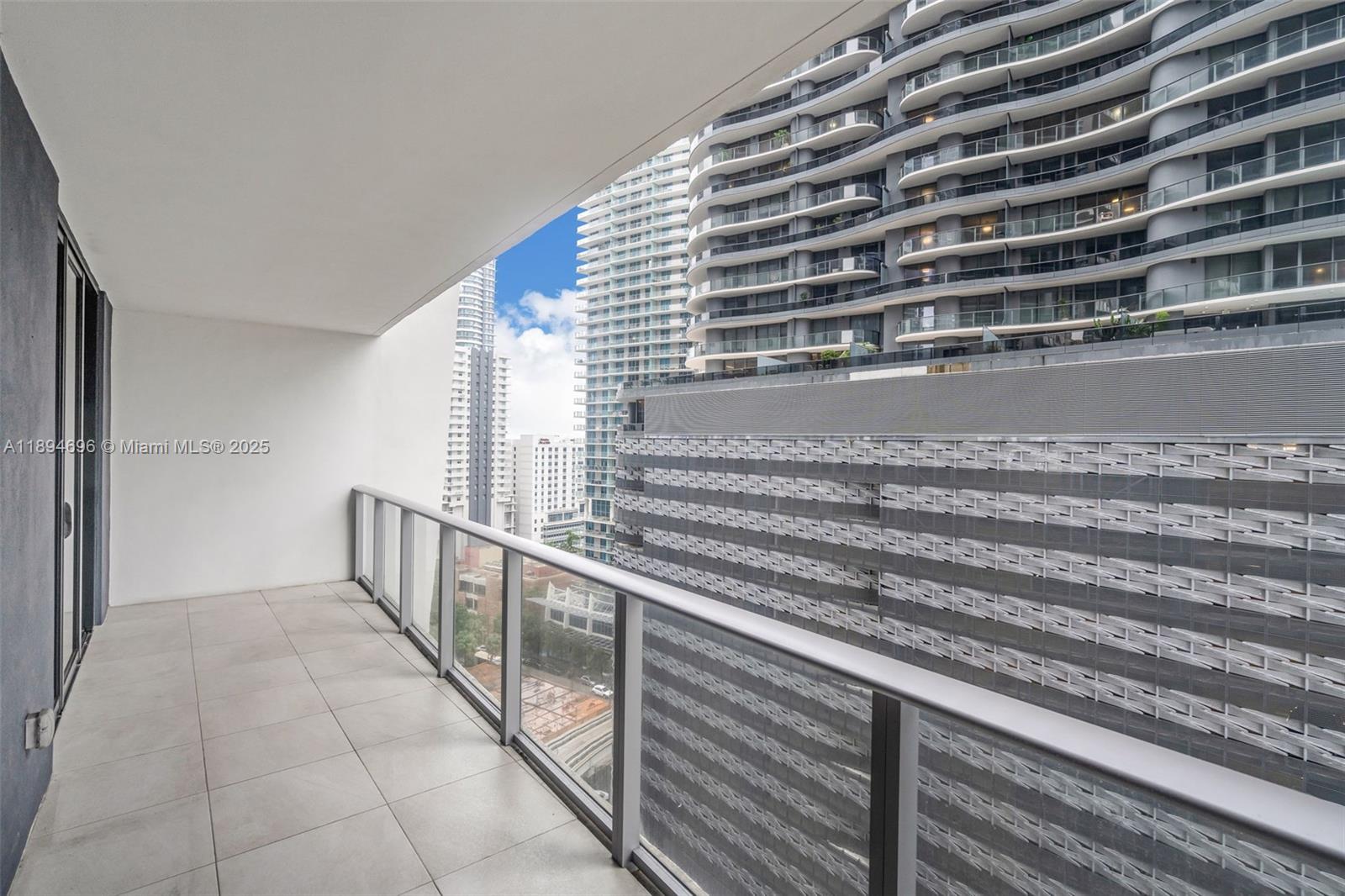 image 1010 Brickell Condo10