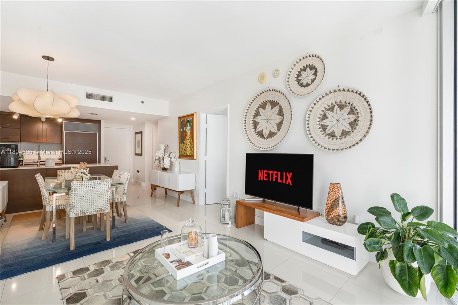 475 Brickell Ave #3111