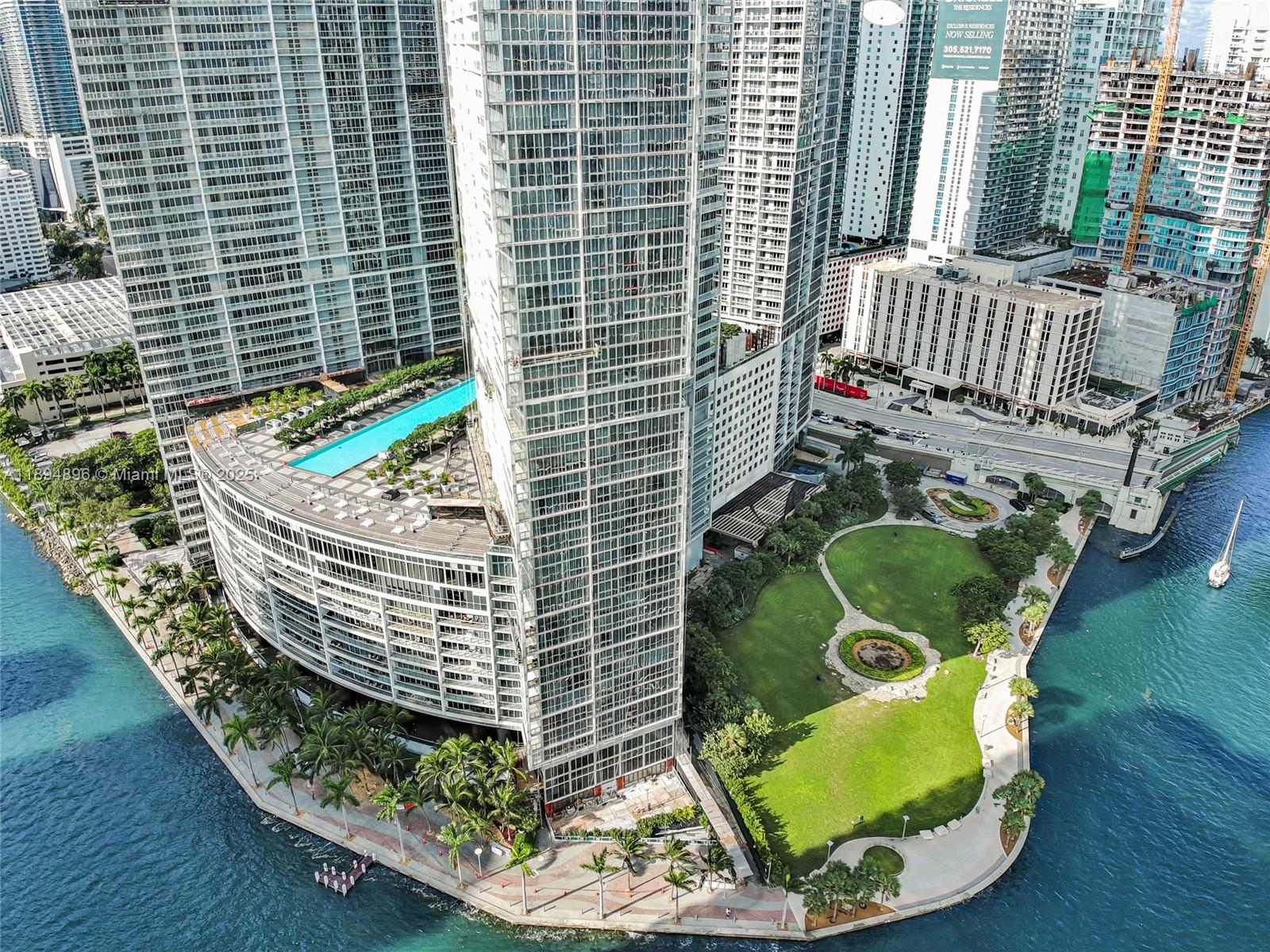image Icon Brickell19