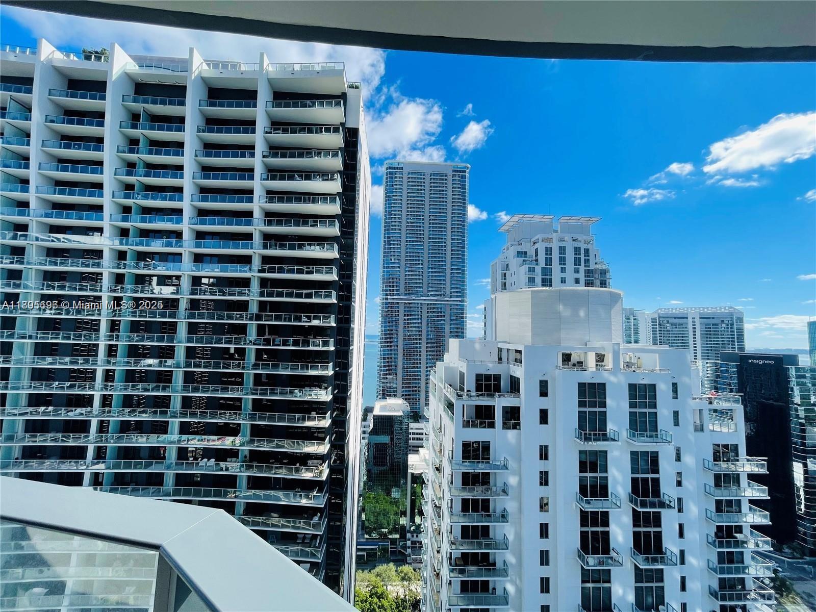 image Brickell Flatiron16