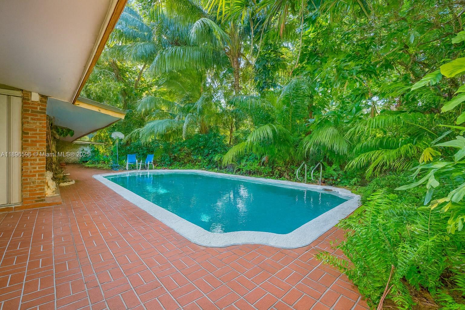 15000 Old Cutler Rd Palmetto Bay, FL 33158