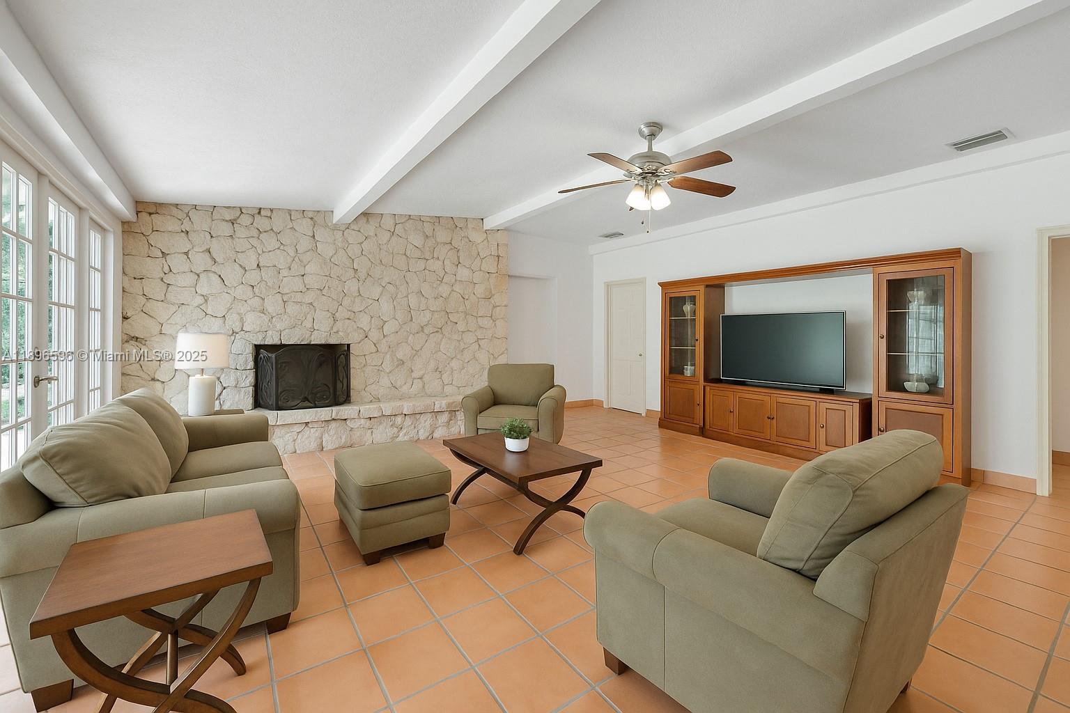 15000 Old Cutler Rd Palmetto Bay, FL 33158