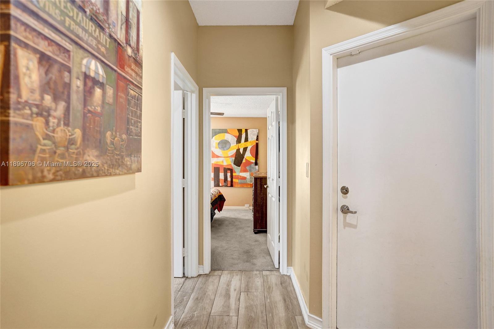 15825 SW 11th St Pembroke Pines, FL 33027