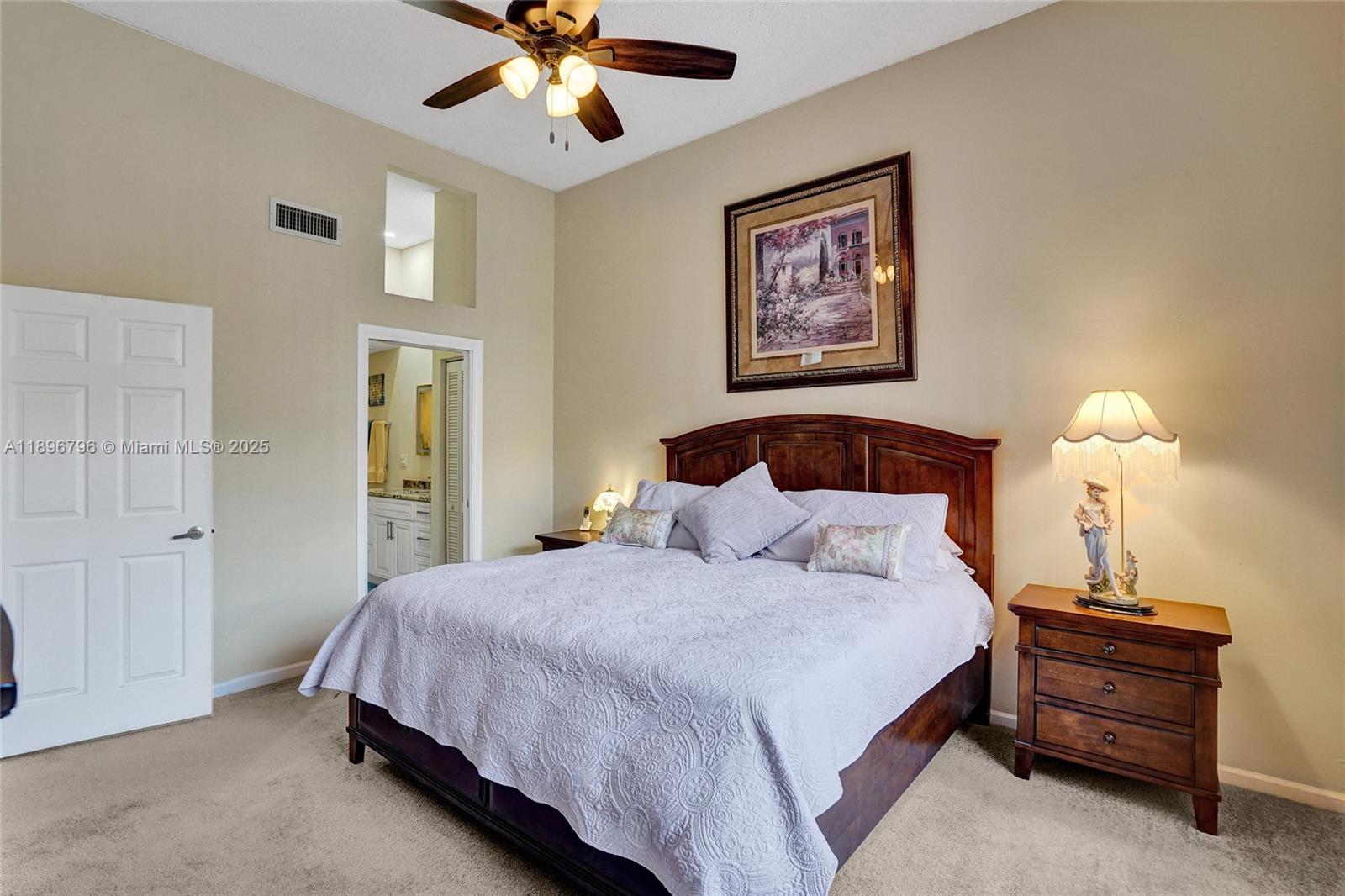 15825 SW 11th St Pembroke Pines, FL 33027