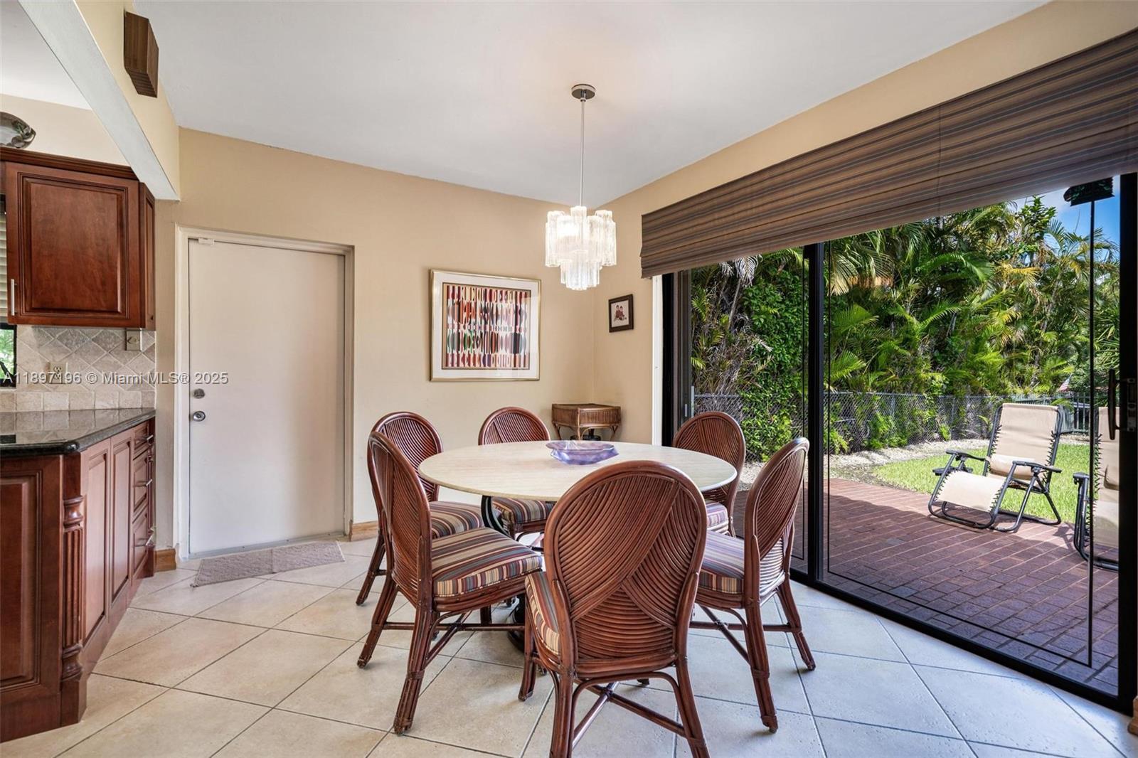 1855 Daytonia Rd Miami Beach, FL 33141