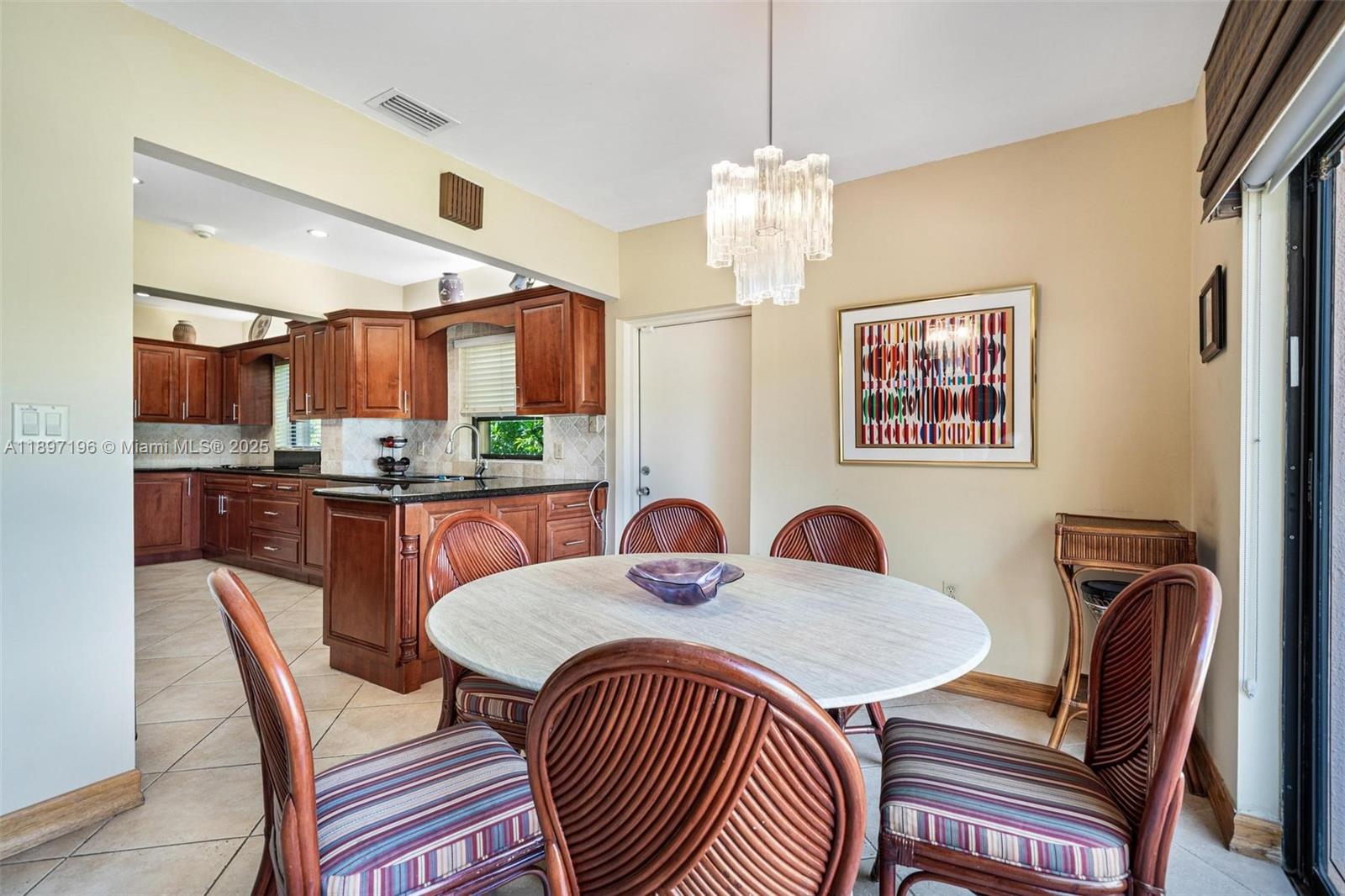 1855 Daytonia Rd Miami Beach, FL 33141