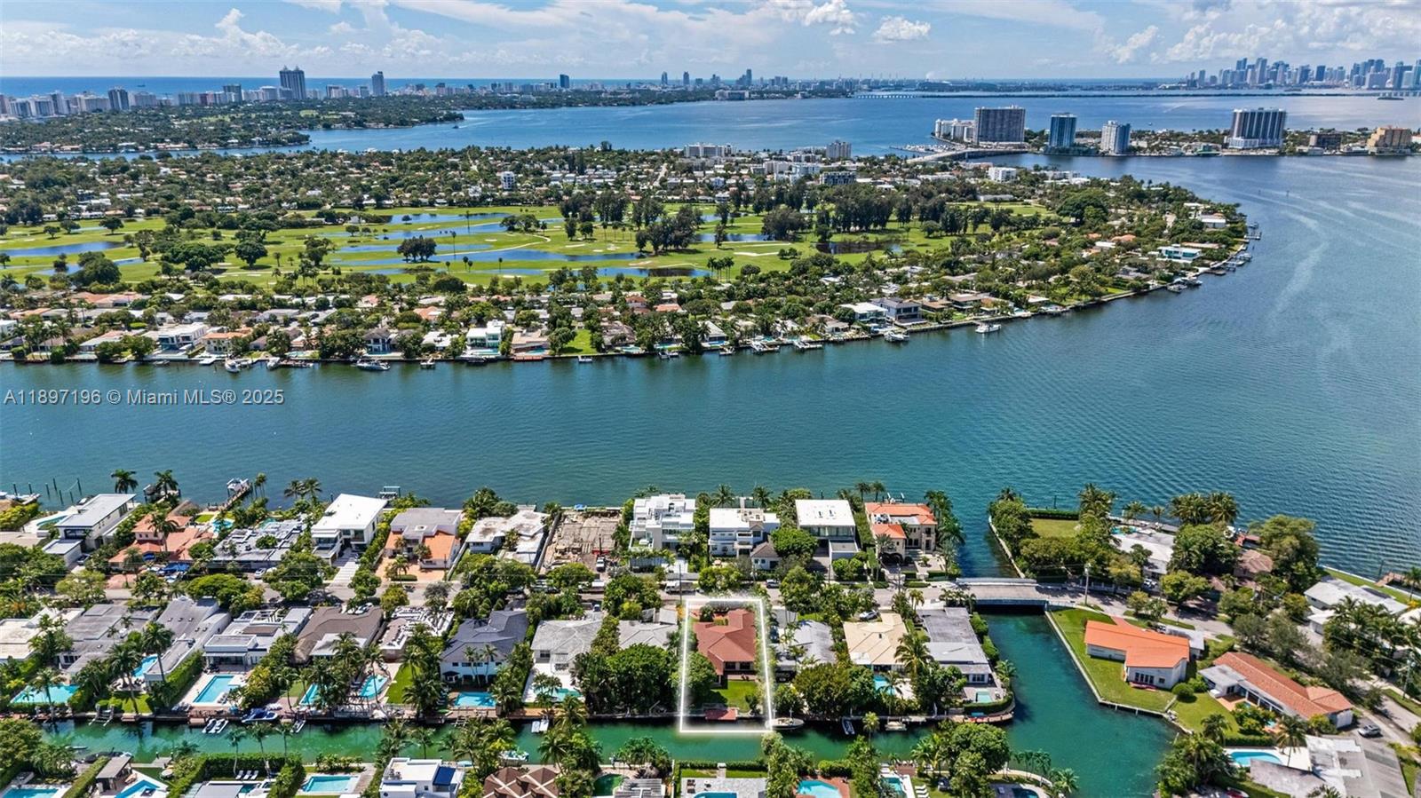 1855 Daytonia Rd Miami Beach, FL 33141