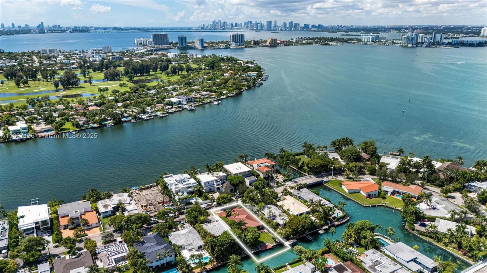 1855 Daytonia Rd Miami Beach, FL 33141