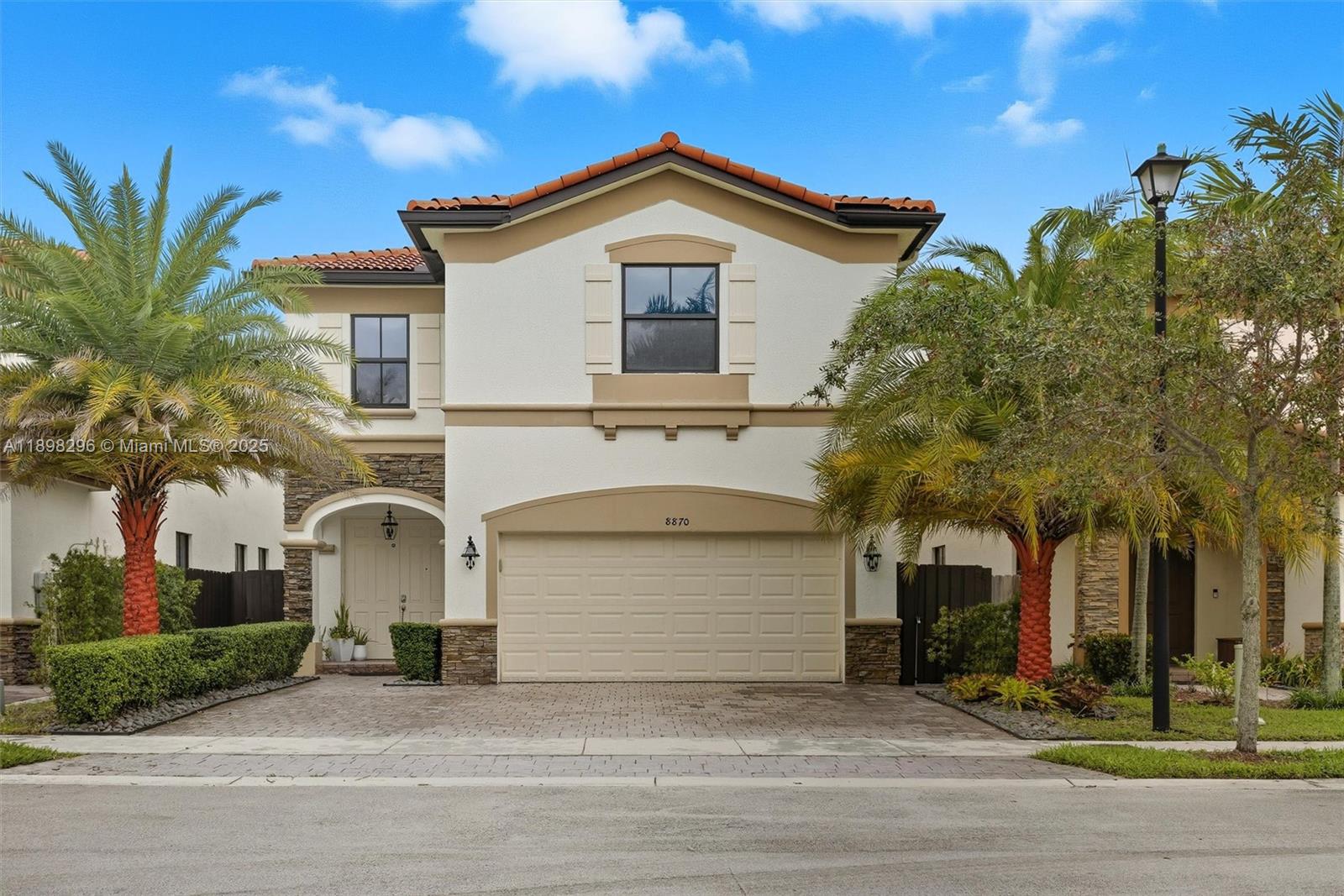8870 NW 99th Path