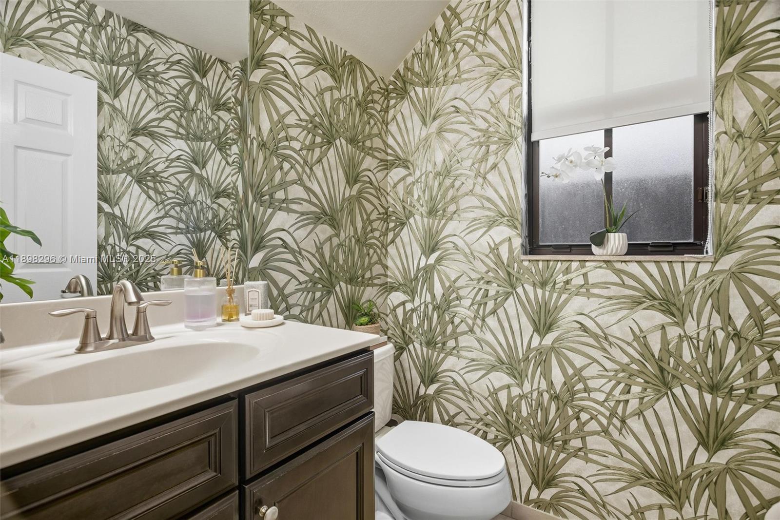 8870 NW 99th Path Doral, FL 33178