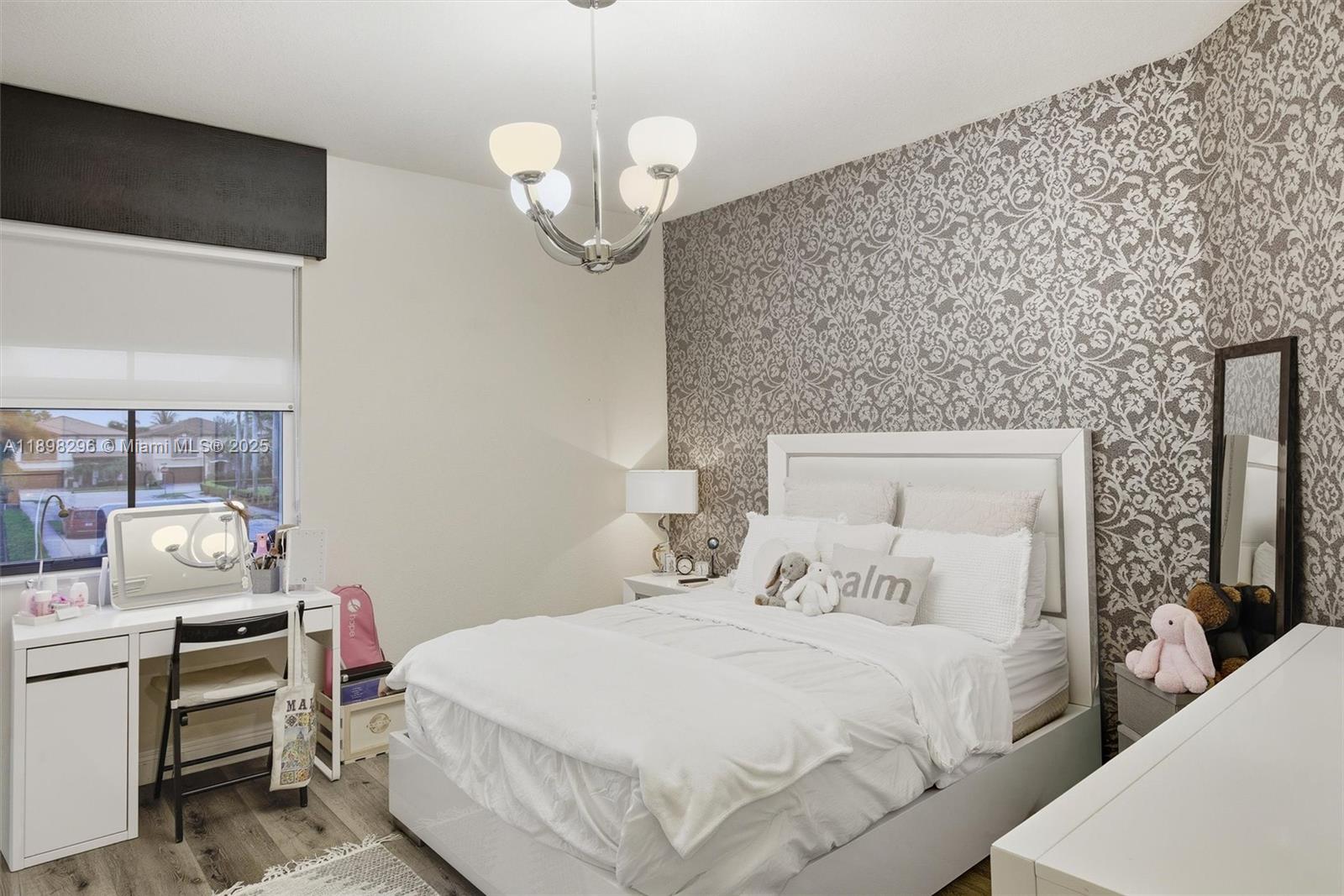 8870 NW 99th Path Doral, FL 33178