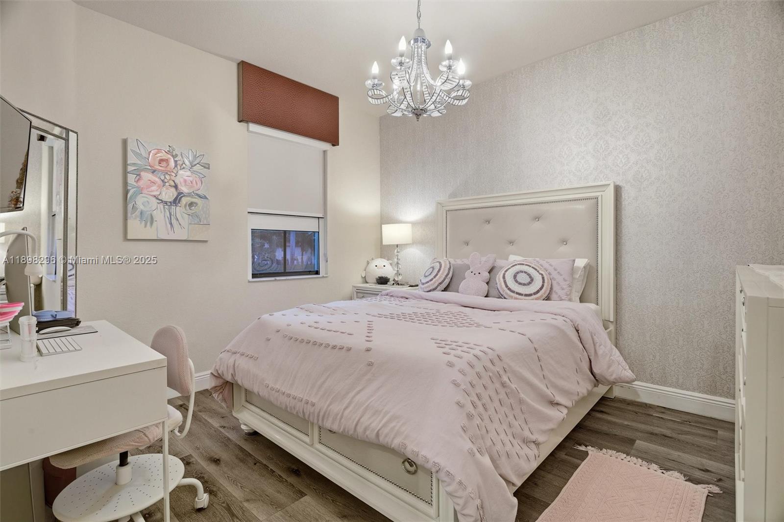 8870 NW 99th Path Doral, FL 33178