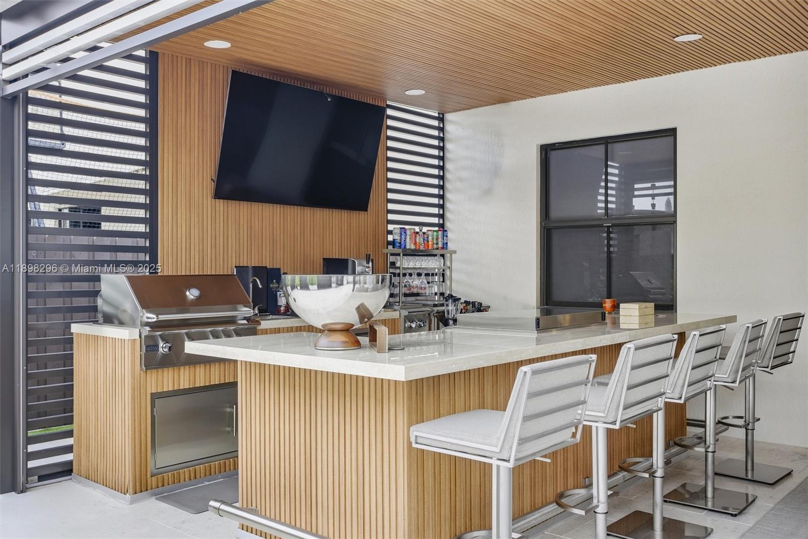 8870 NW 99th Path Doral, FL 33178