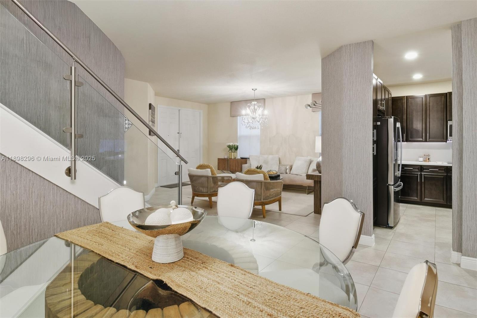 8870 NW 99th Path Doral, FL 33178