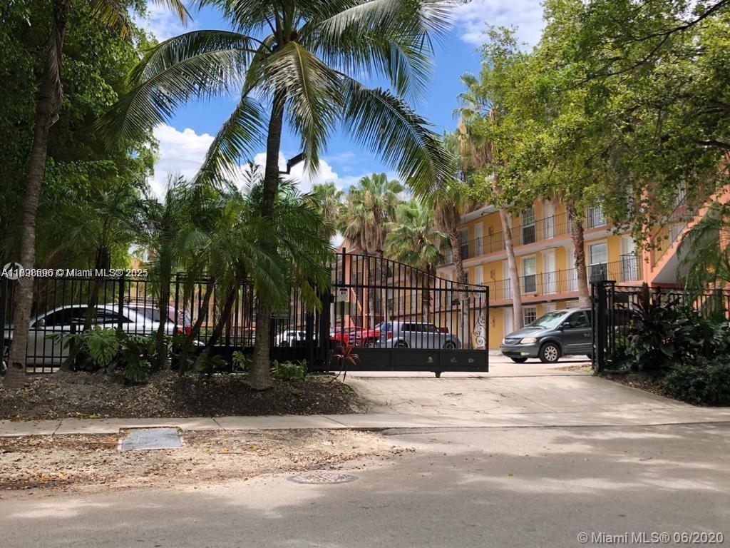 3245 Virginia St #1
