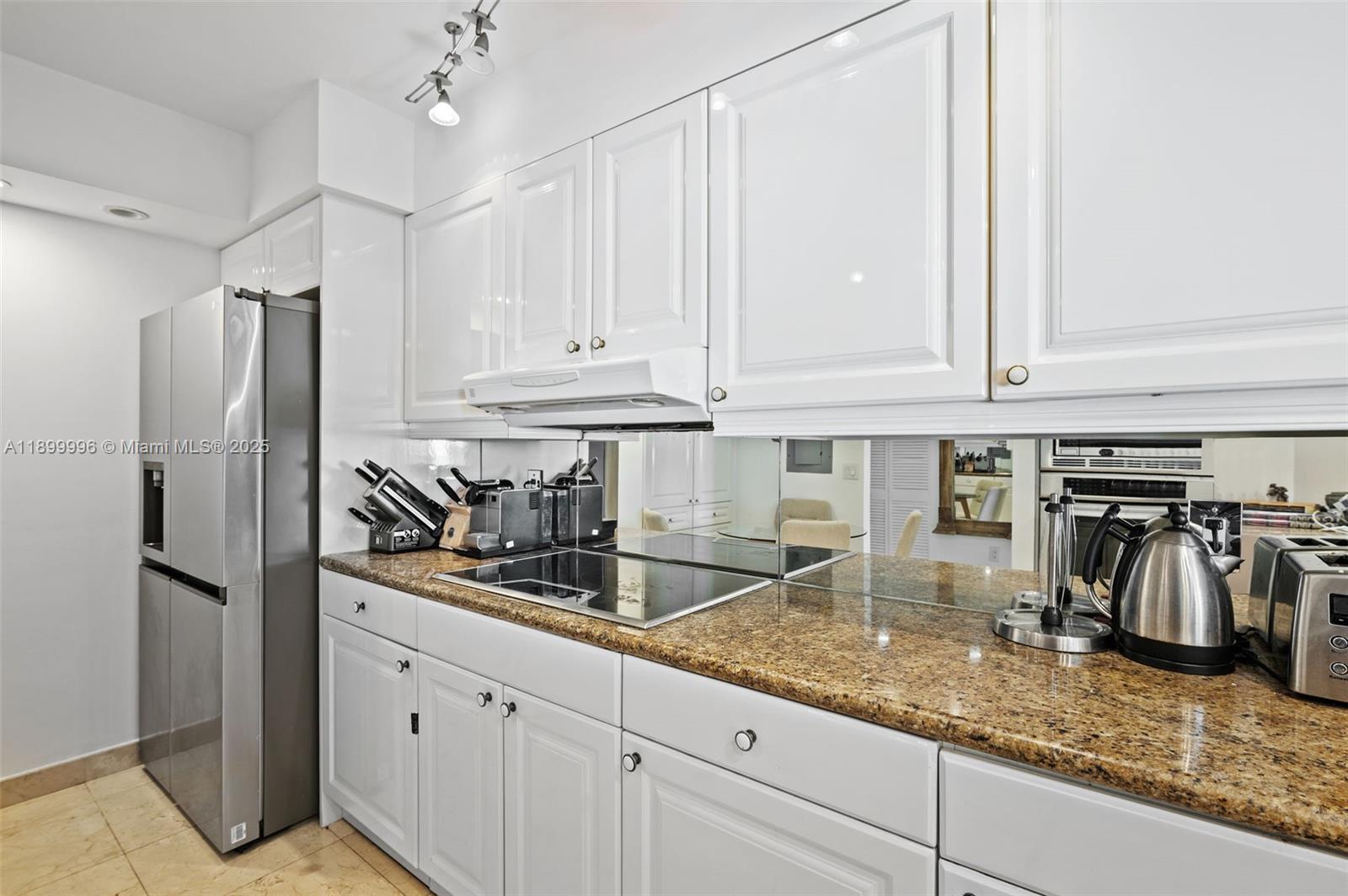 8925 Collins Ave #9J Surfside, FL 33154