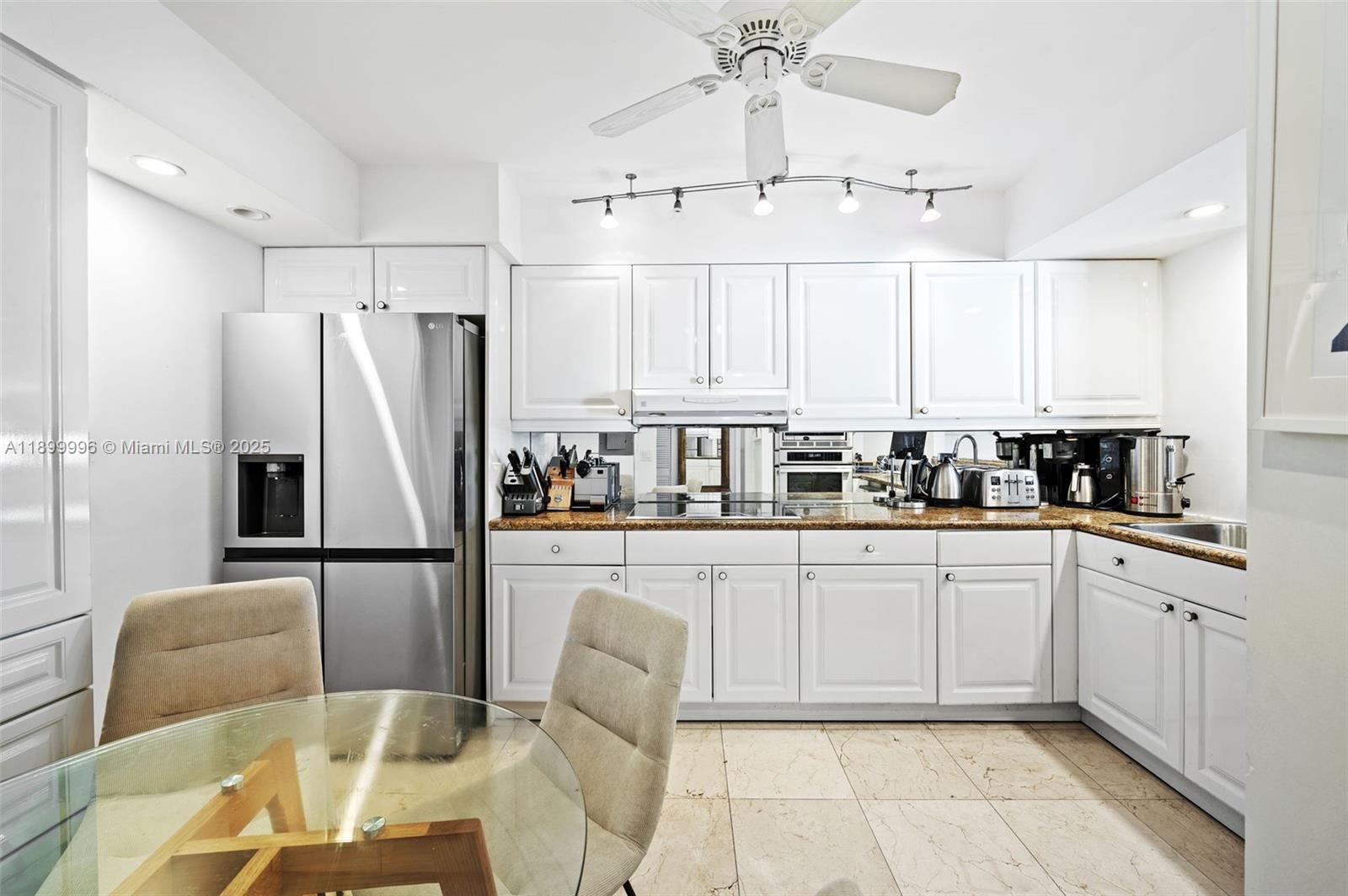 8925 Collins Ave #9J Surfside, FL 33154