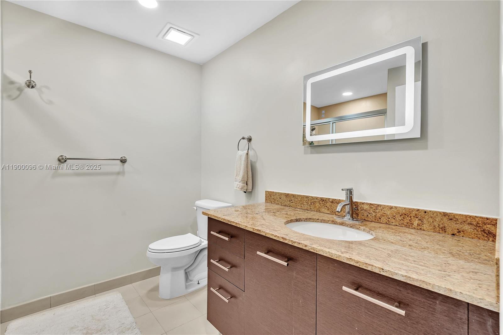 image Uptown Marina Lofts38