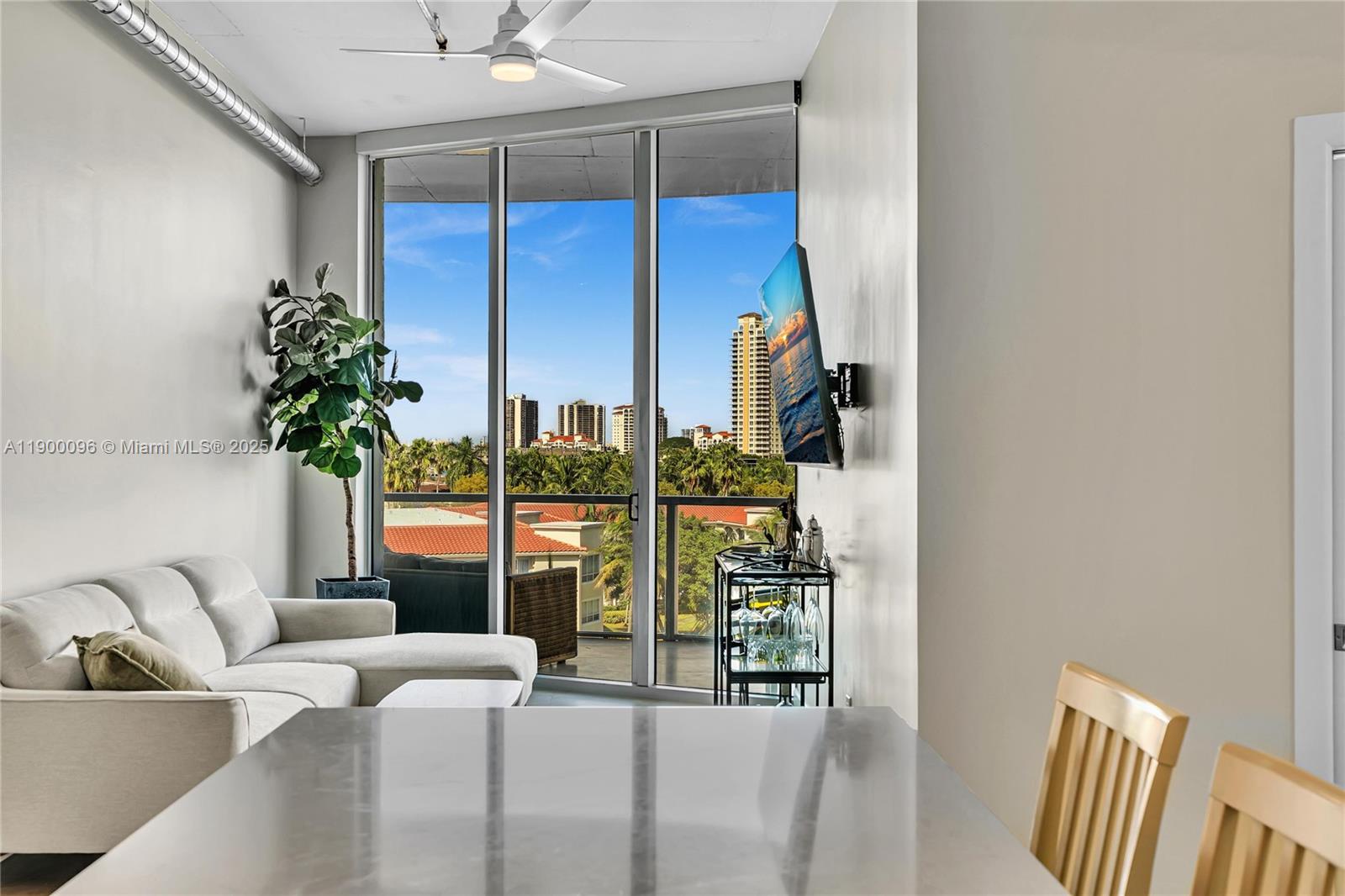 image Uptown Marina Lofts3