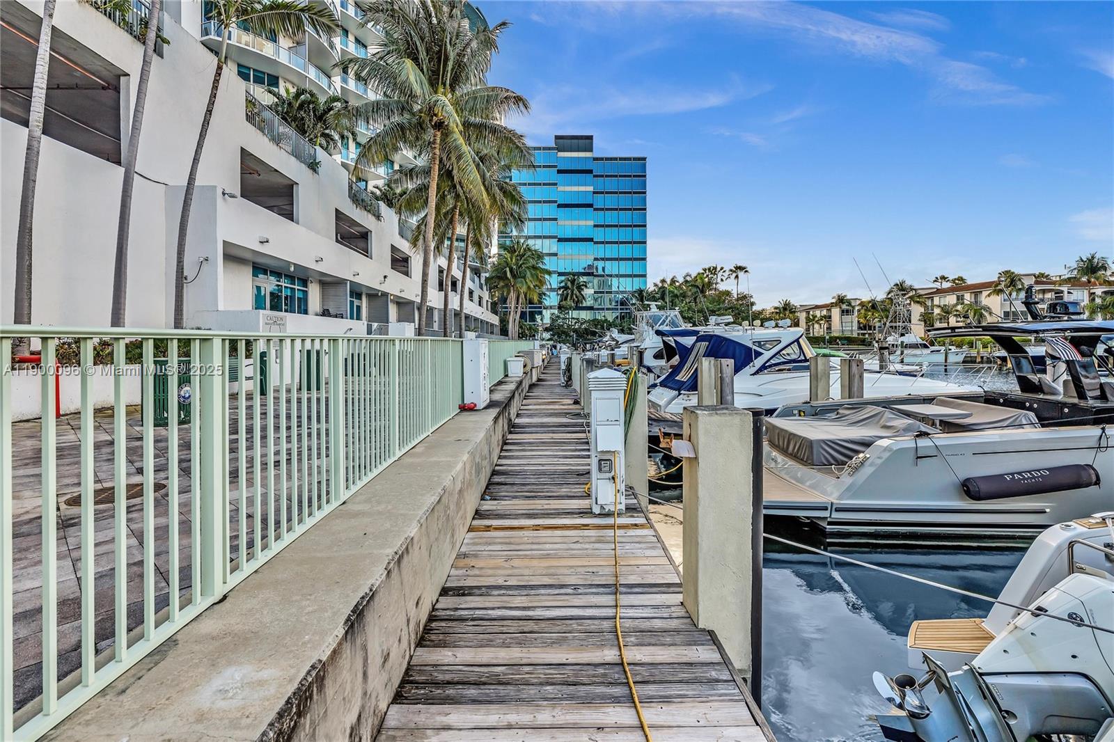 image Uptown Marina Lofts42