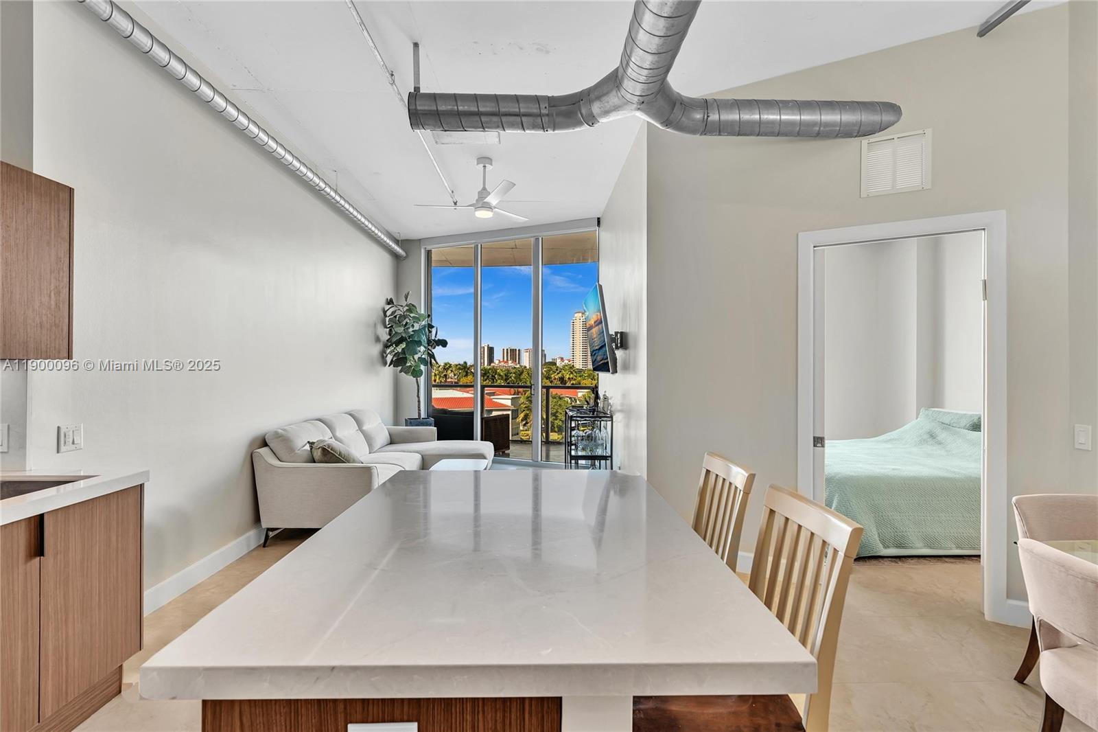 image Uptown Marina Lofts4