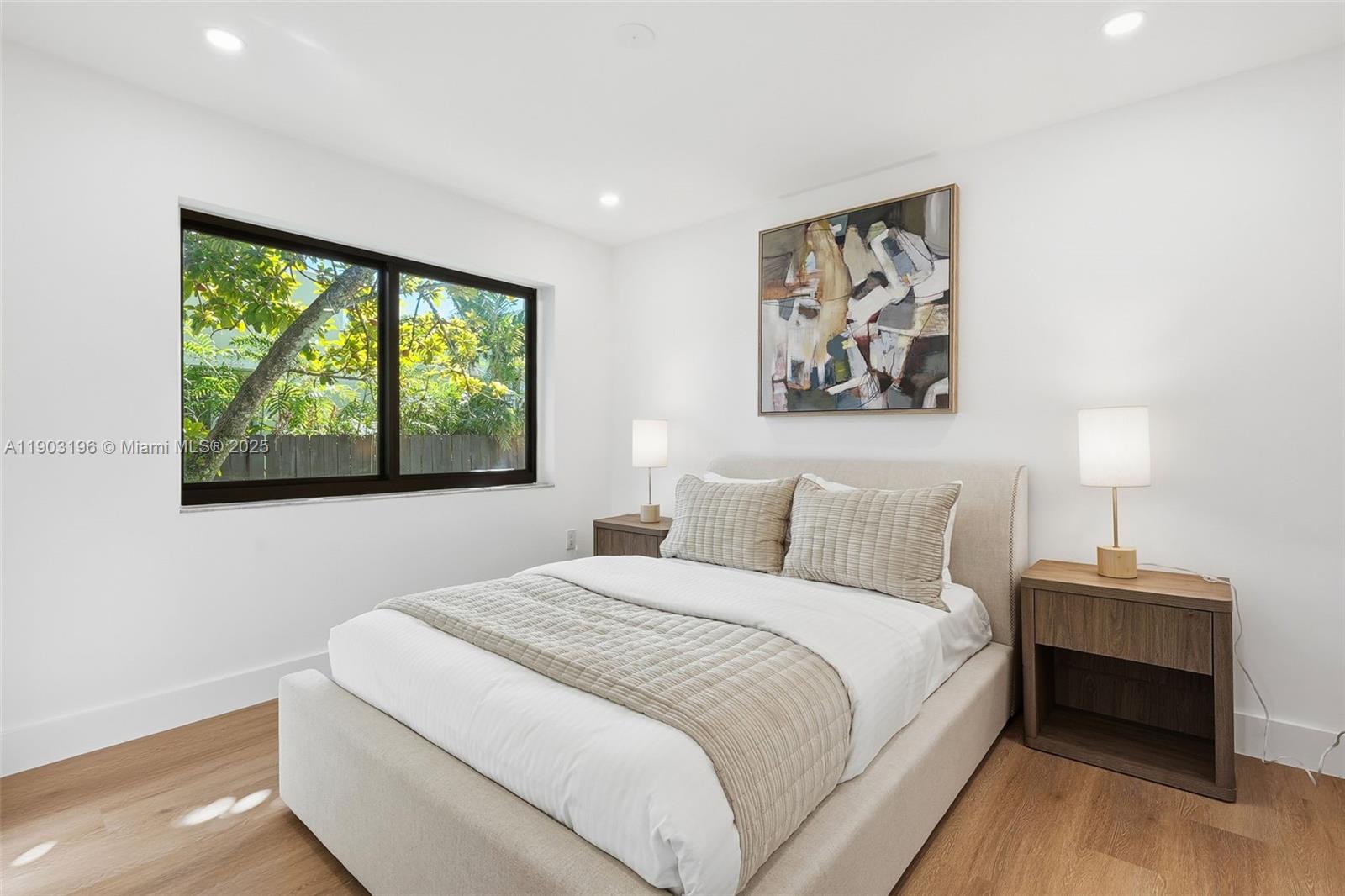 2544 SW 19th St Miami, FL 33145