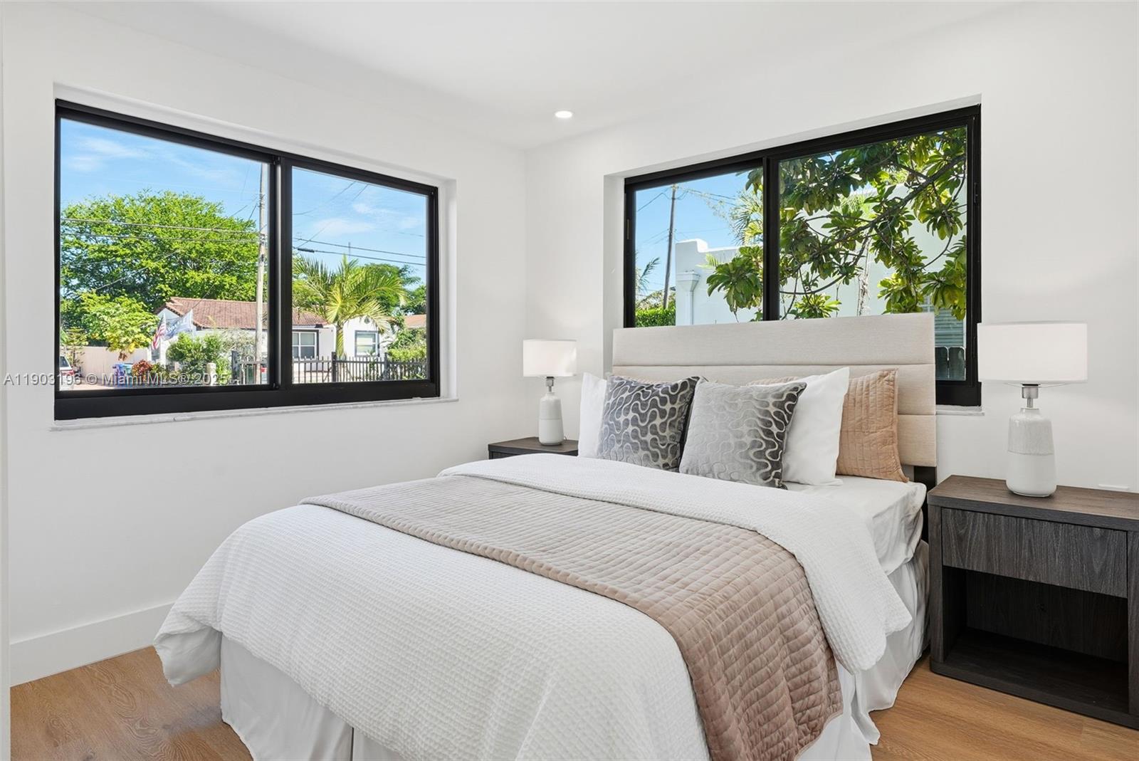 2544 SW 19th St Miami, FL 33145