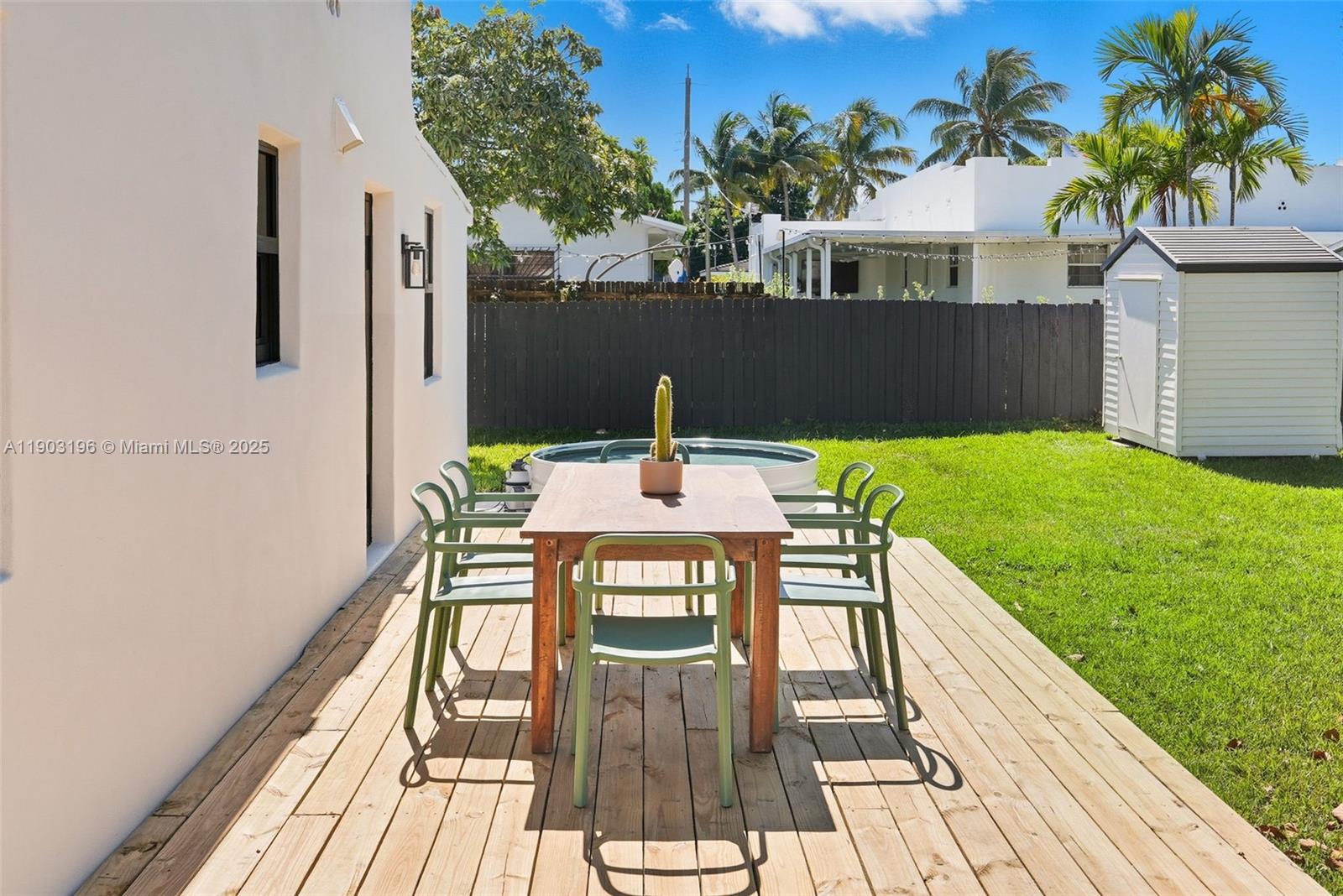 2544 SW 19th St Miami, FL 33145