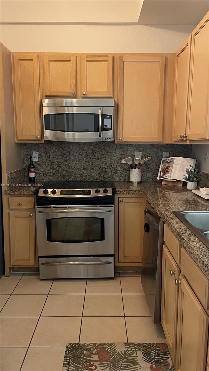 6001 SW 70th St #113 South Miami, FL 33143