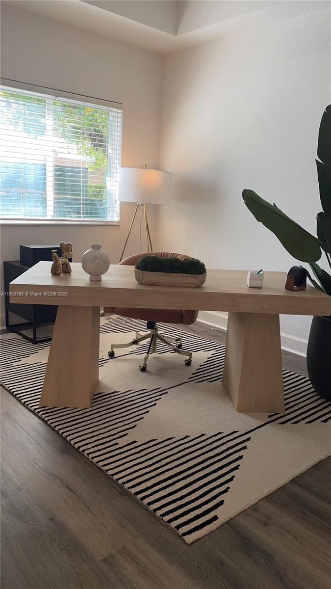 6001 SW 70th St #113 South Miami, FL 33143