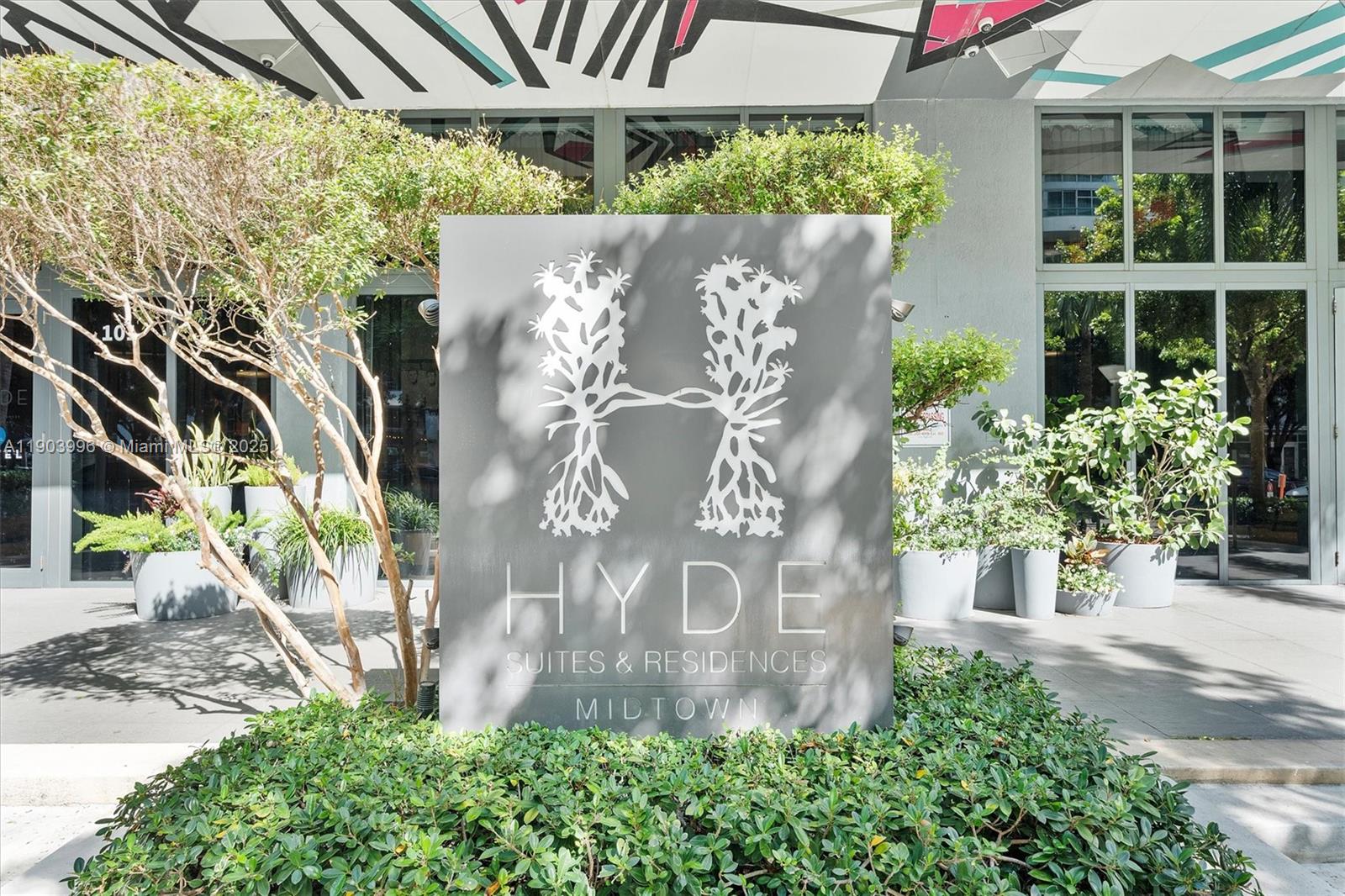 121 NE 34th St #1208 Miami, FL 33137