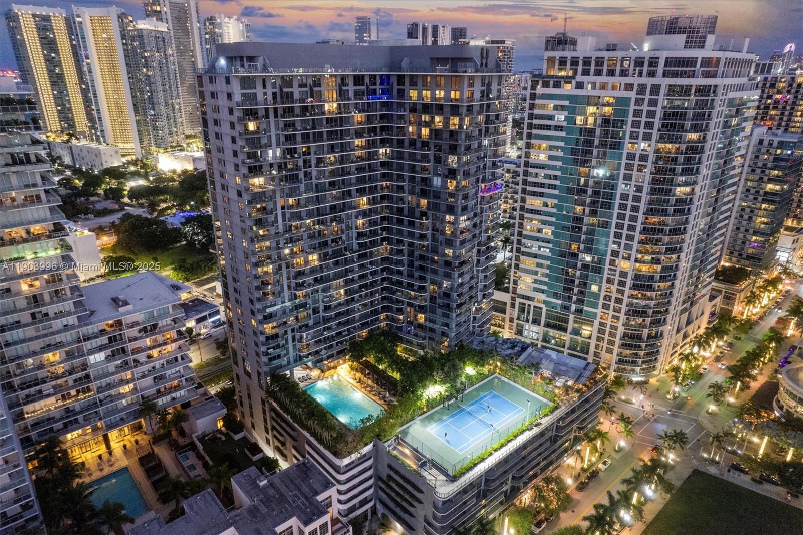 121 NE 34th St #1208 Miami, FL 33137