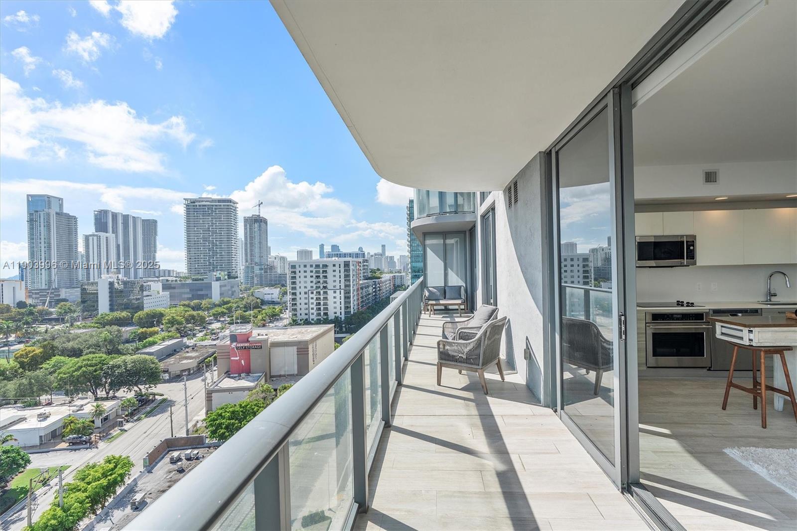 121 NE 34th St #1208 Miami, FL 33137