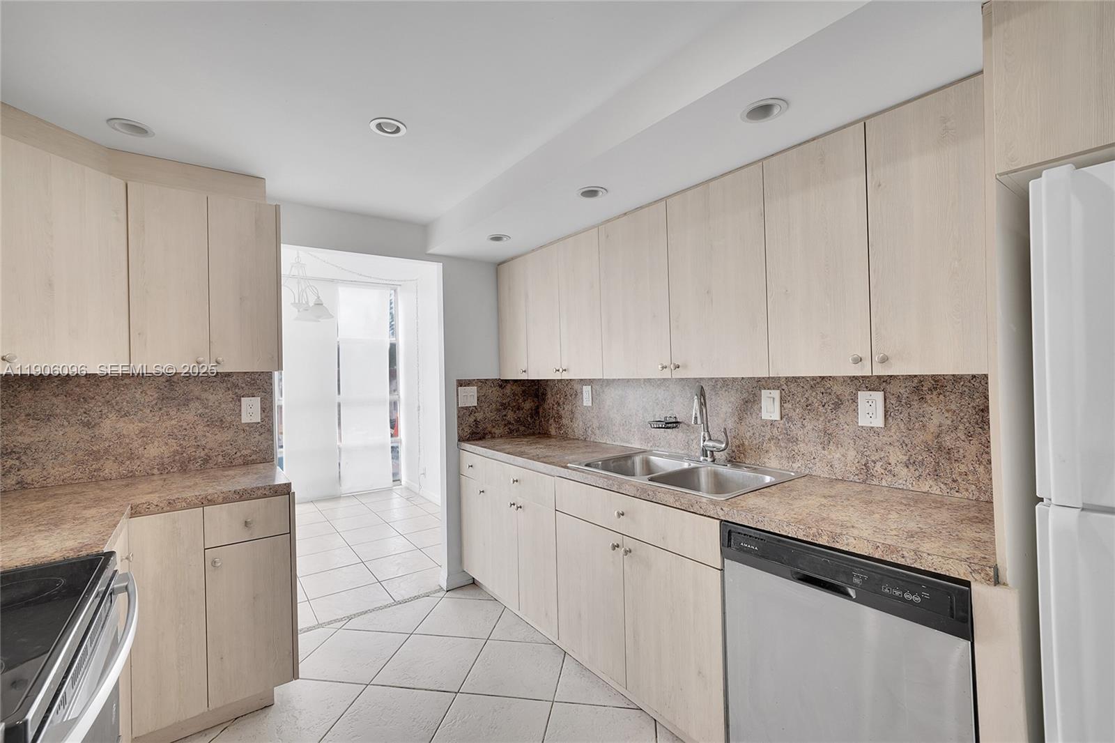 2001 Atlantic Shores Blvd #220 Hallandale Beach, FL 33009