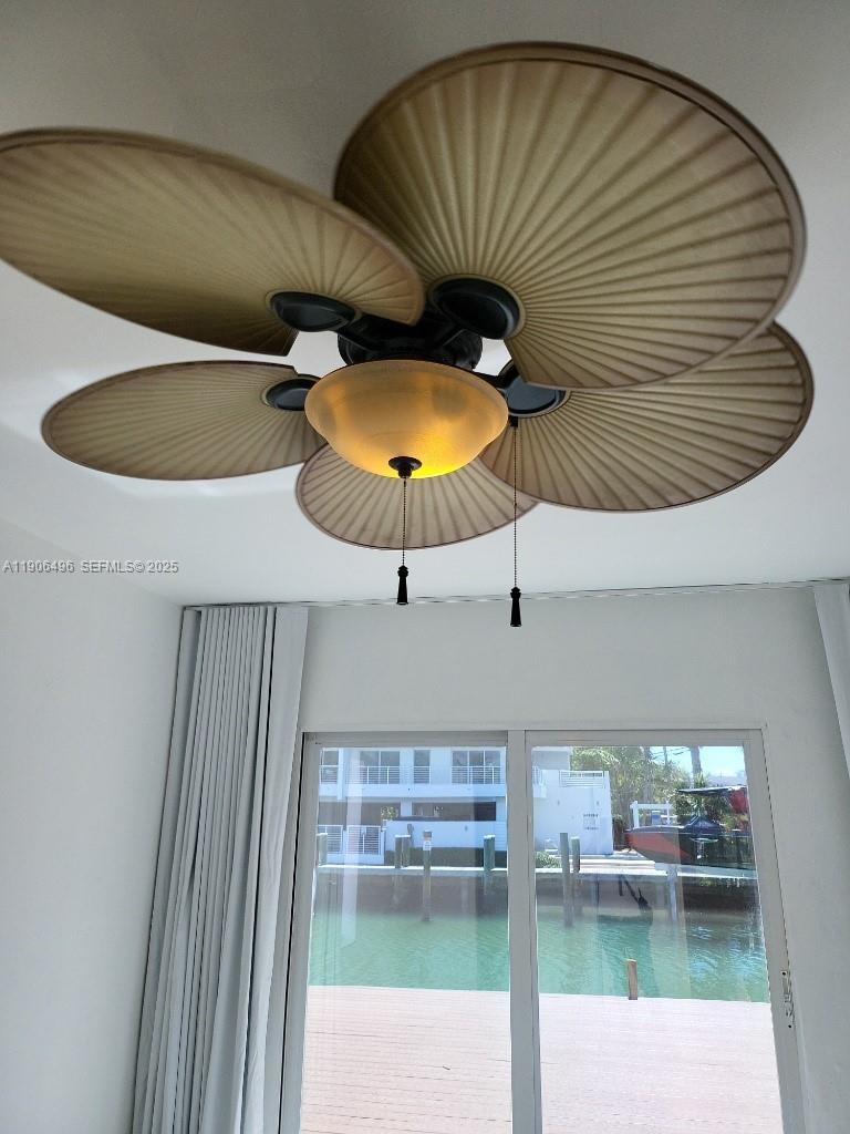 7707 Hawthorne Ave Miami Beach, FL 33141