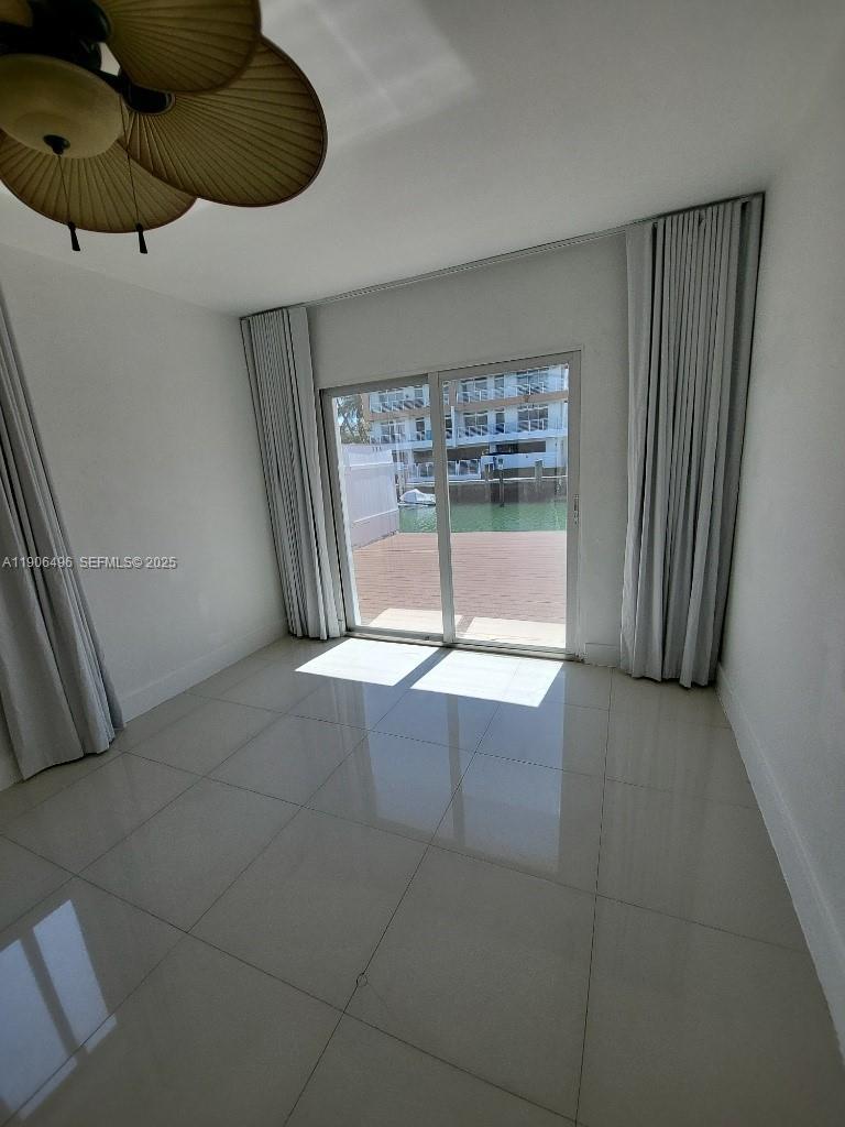 7707 Hawthorne Ave Miami Beach, FL 33141