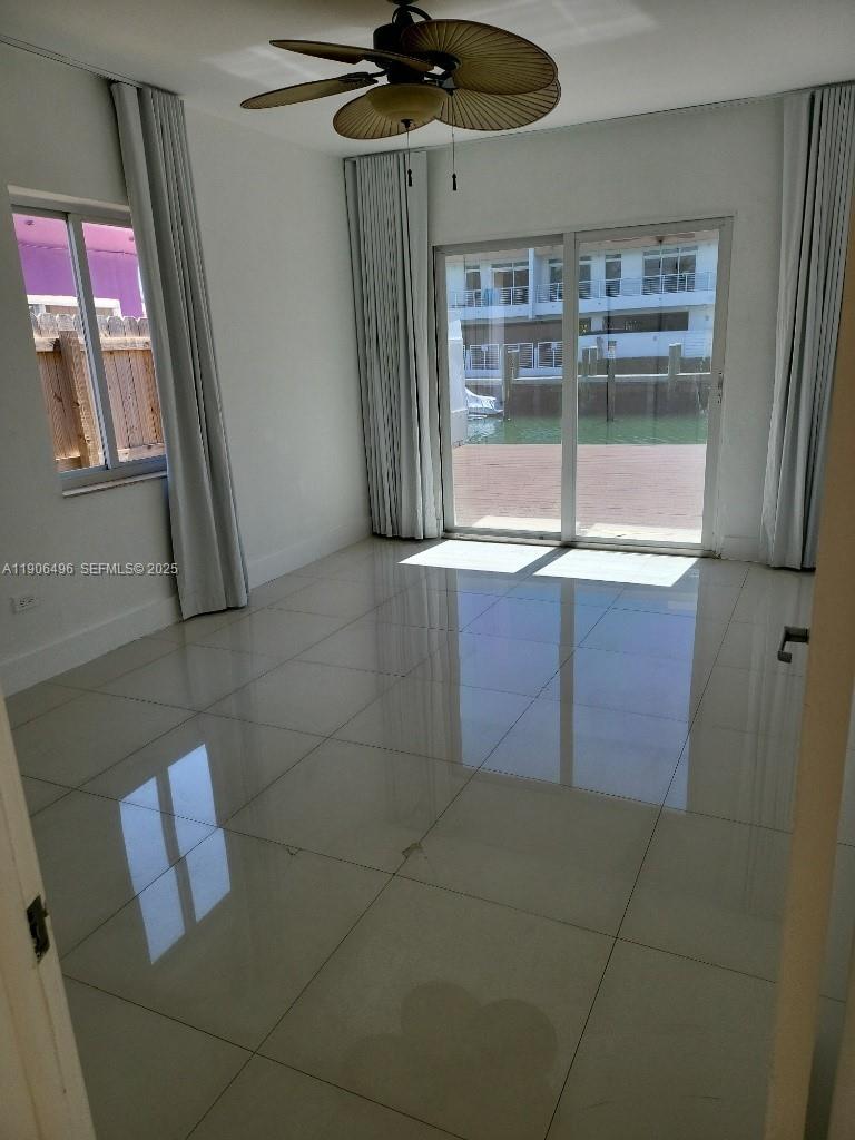 7707 Hawthorne Ave Miami Beach, FL 33141